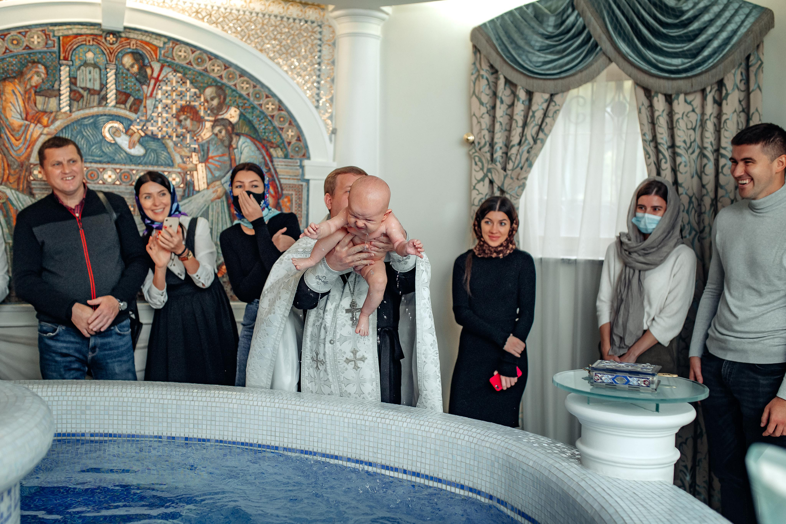 Крещение Киры, храм Святой Живоначальной Троицы, Минск, сентябрь 2021