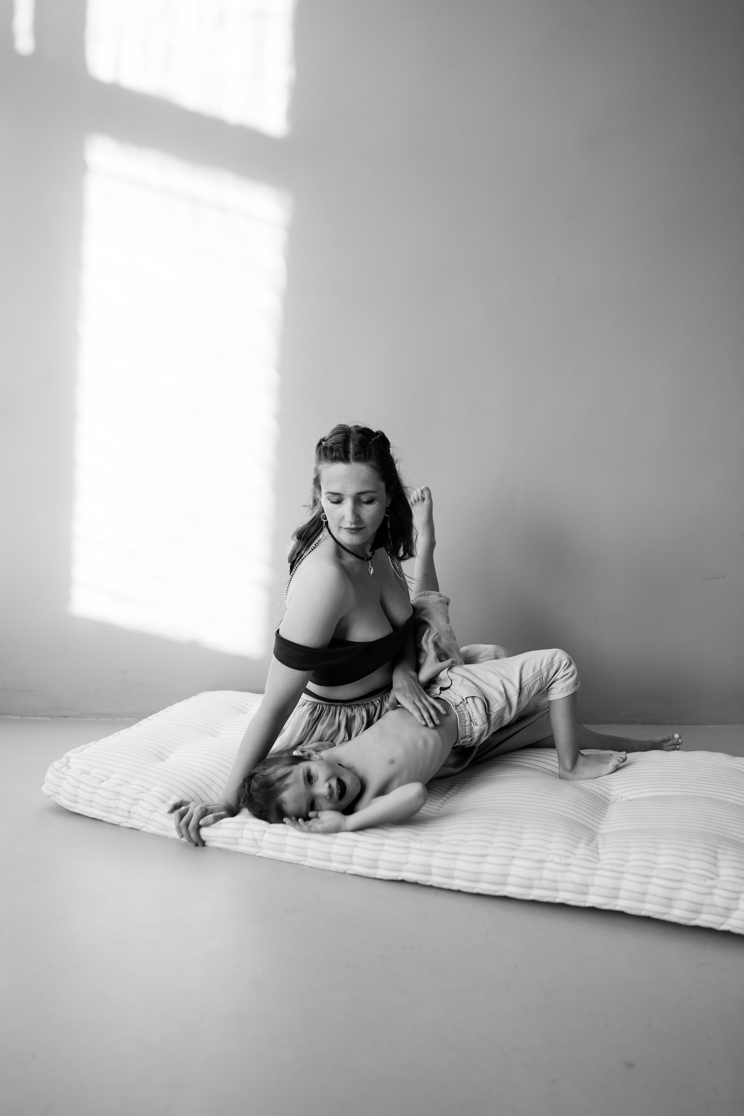 Мама Аня и дети, фотостудия Воздух, октябрь 21