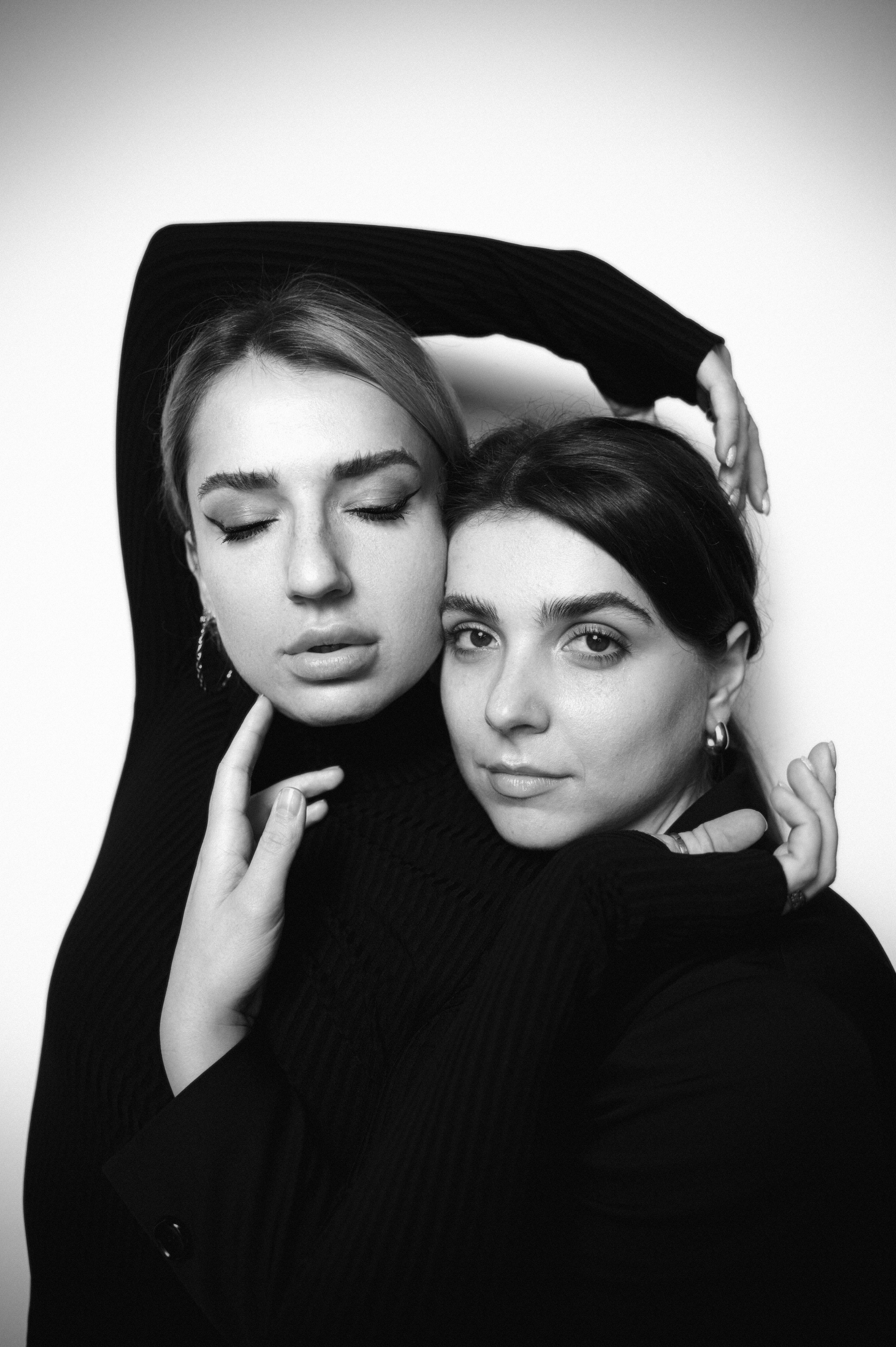 Оля + Таня. Портретный фотограф в Москве Айрат Абдуллаев