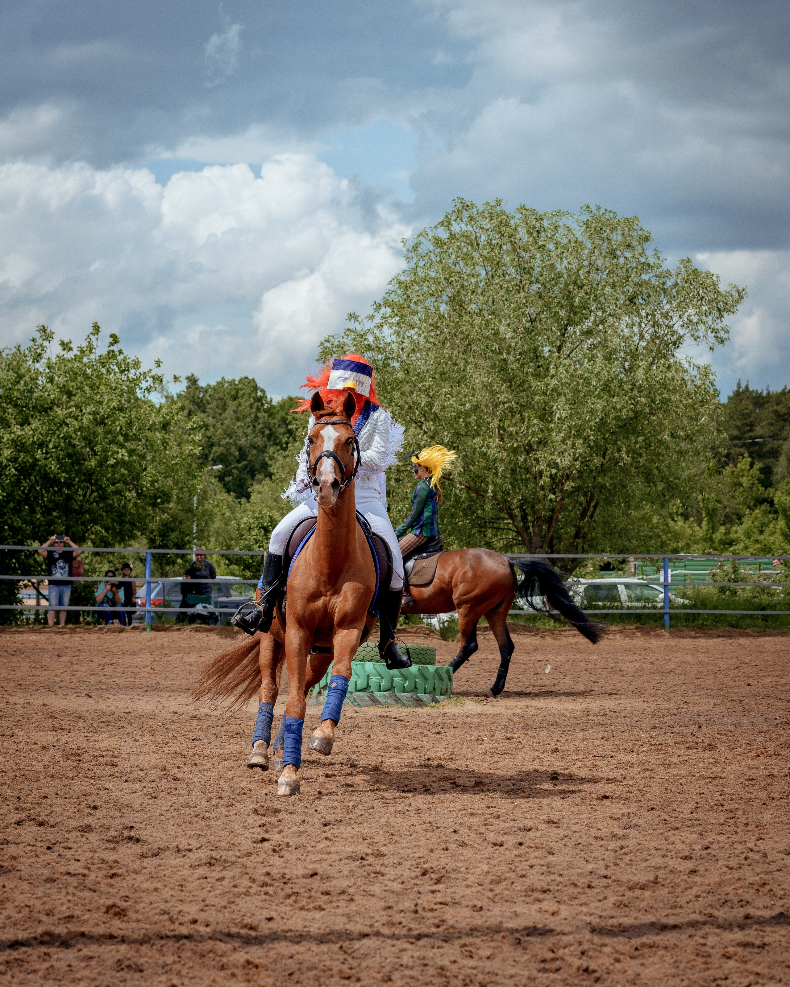 Конный клуб Горки. Портретный и семейный фотограф в Москве/Видное