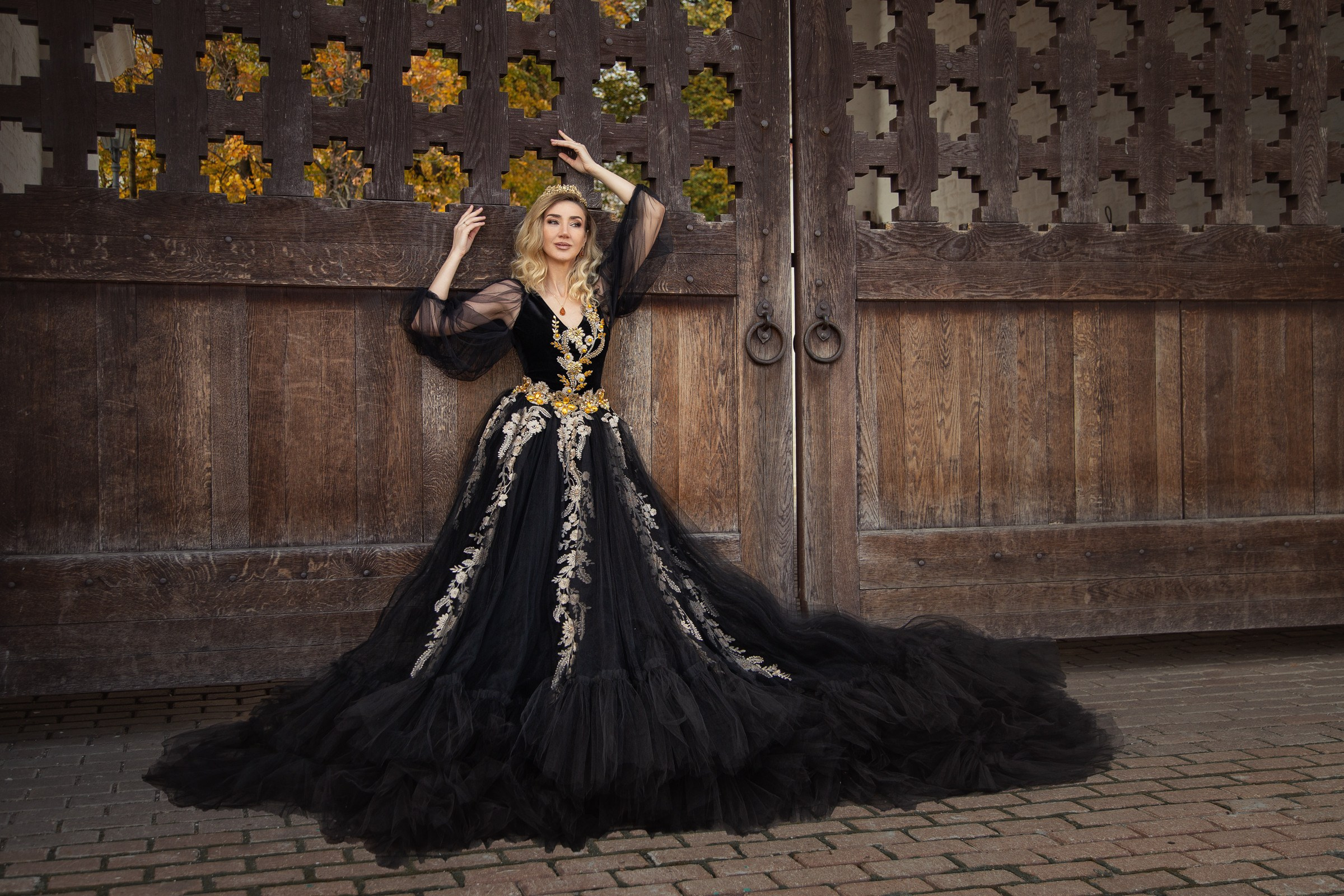 Женский портрет с лисой — необычная съемка с контактным животным | Фотограф Анна Татаурова. Фотограф Анна Татаурова | Авторская фотосъемка в Москве