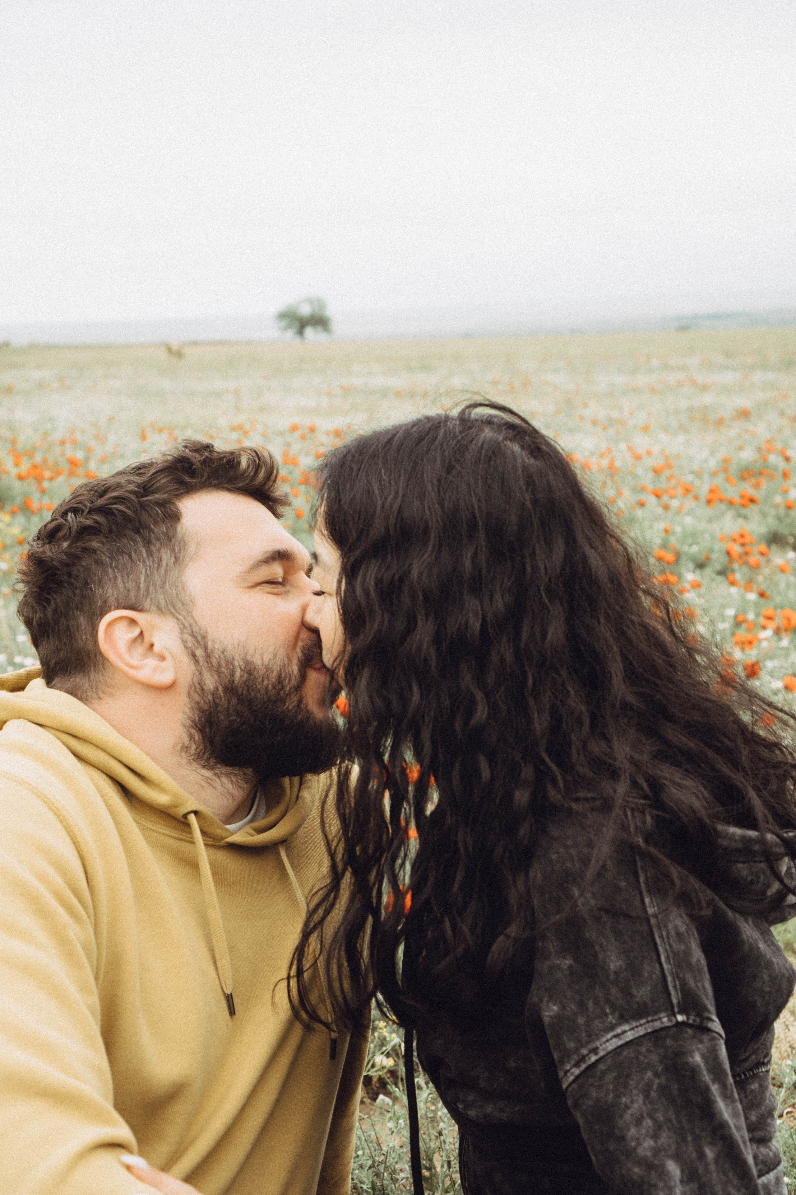 Любовь в маковом поле. Профессиональный фотограф, Санкт-Петербург — Виктория Богомолова