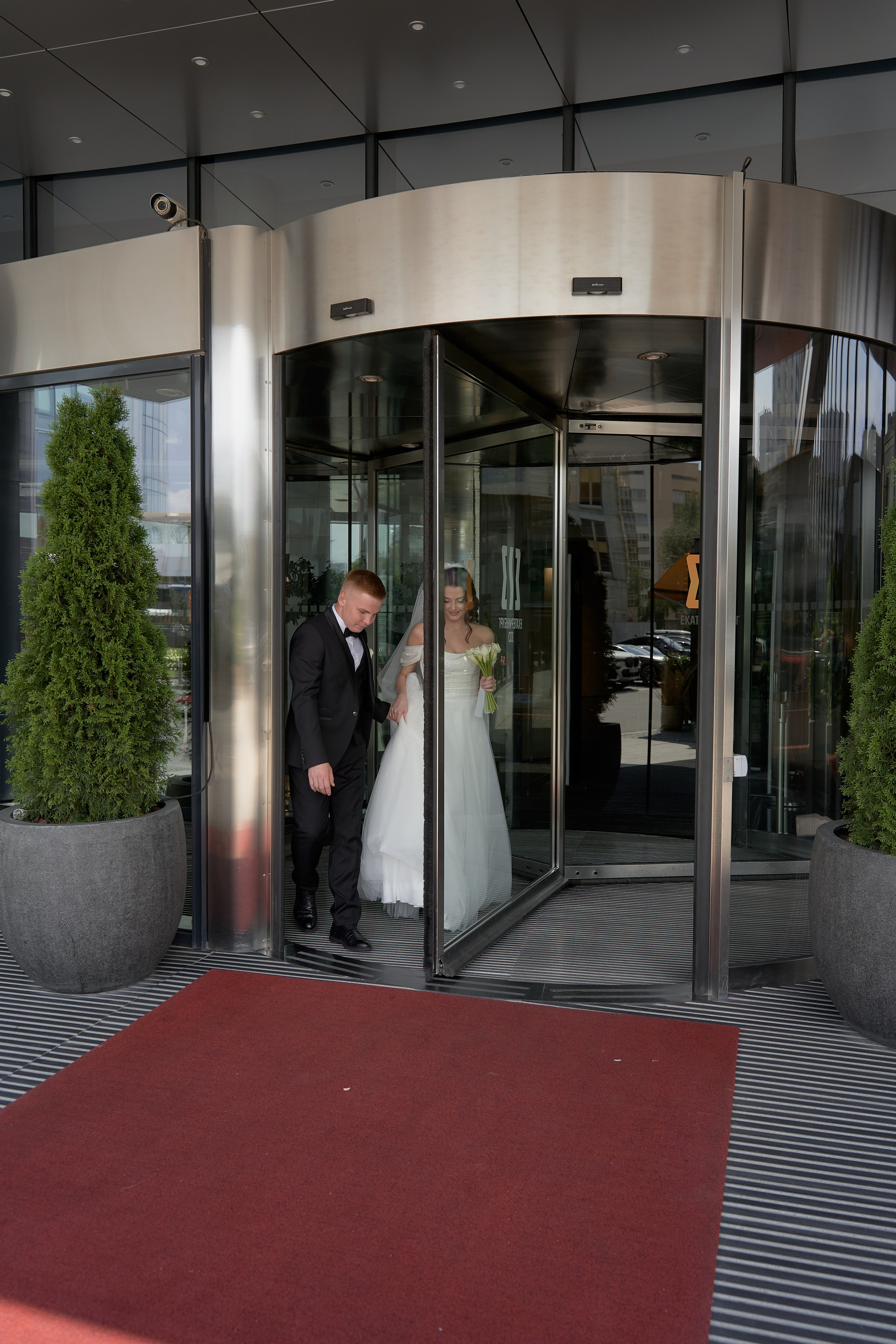 Свадьба бенгальские огни. Мартазова Екатерина фотограф. Екатеринбург