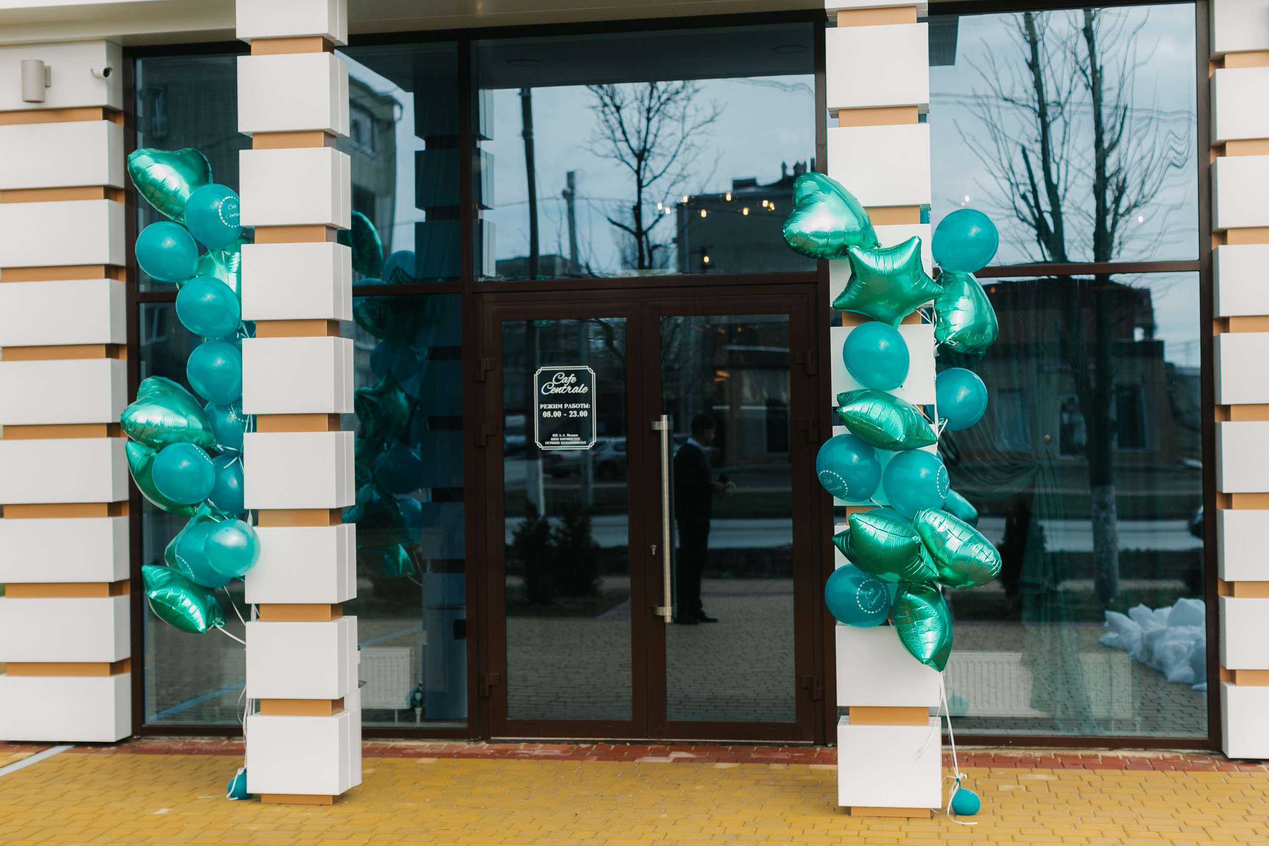 Открытие кафе «Centrale». Photographer and videographer for wedding in Italy: Rome, Milan, Venic