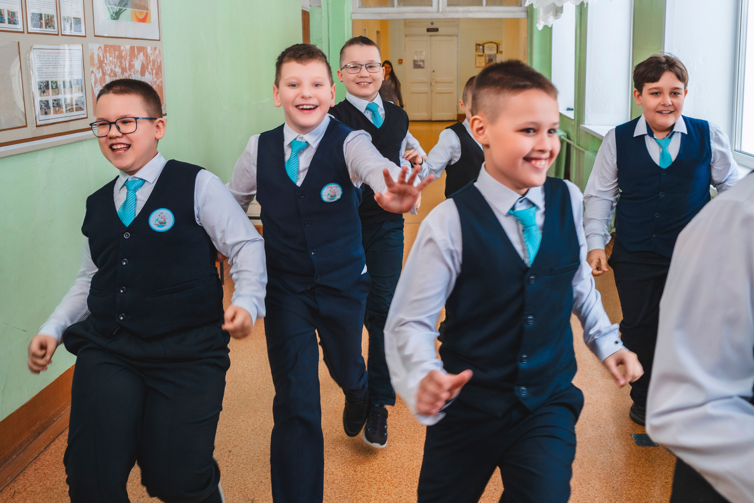 Выпускной Классбук 4Г. Фотограф самых запоминающихся моментов Вашей жизни