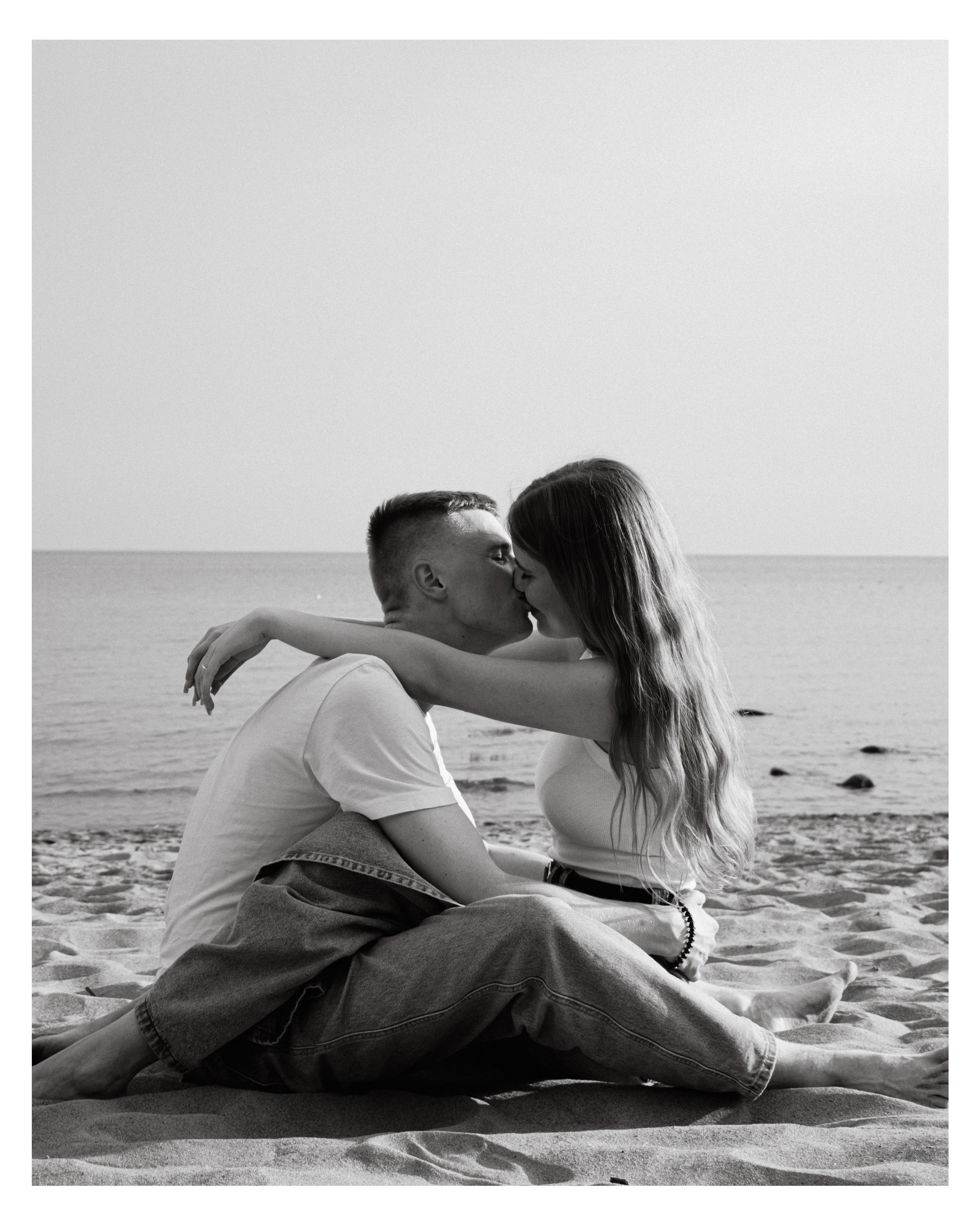 Максим и Анастасия на берегу Финского залива. Varygraphy