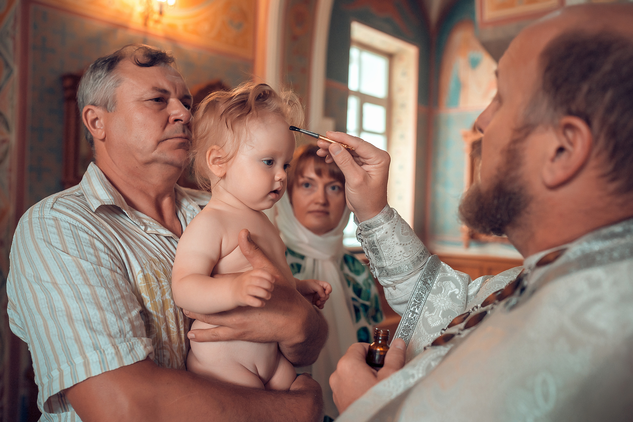 Крещение Софии Храм Иоанна Предтечи. Фотограф на Крещение и Венчание в Красноярске Рамазанова Юлия