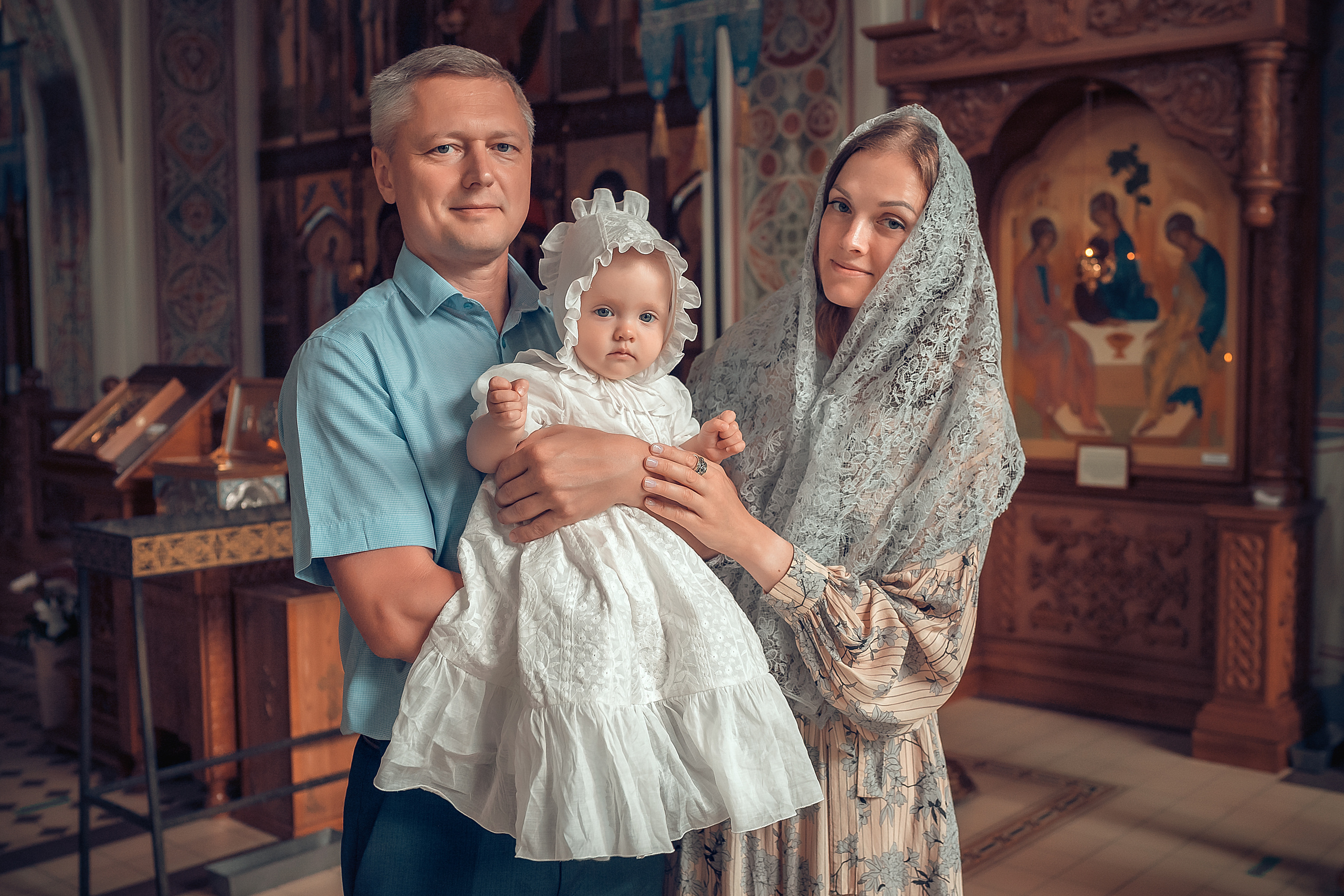 Крещение Софии Храм Иоанна Предтечи. Фотограф на Крещение и Венчание в Красноярске Рамазанова Юлия