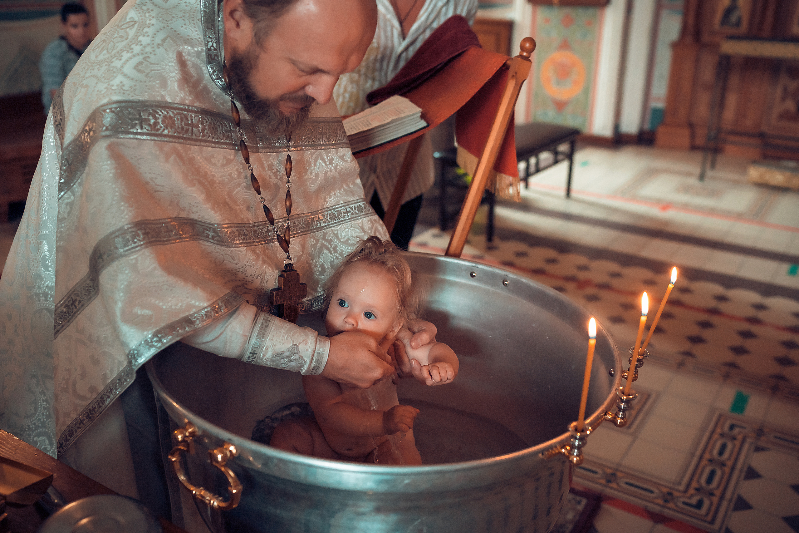 Крещение Софии Храм Иоанна Предтечи. Фотограф на Крещение и Венчание в Красноярске Рамазанова Юлия