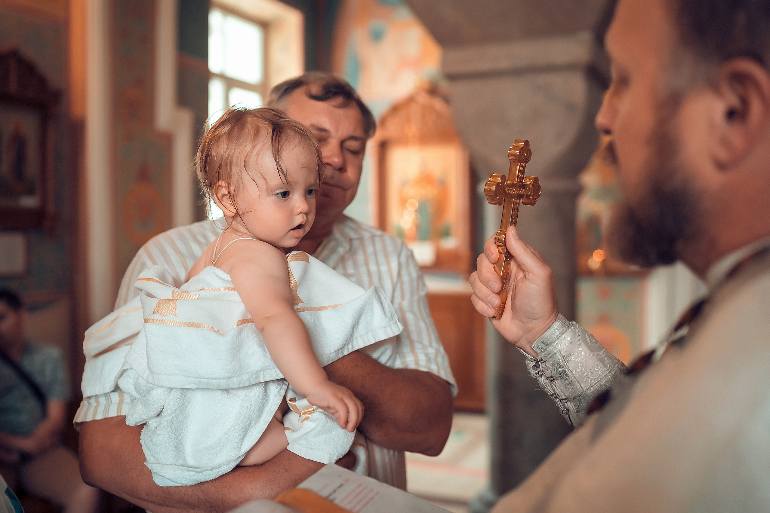 Крещение Софии Храм Иоанна Предтечи. Фотограф на Крещение и Венчание в Красноярске Рамазанова Юлия