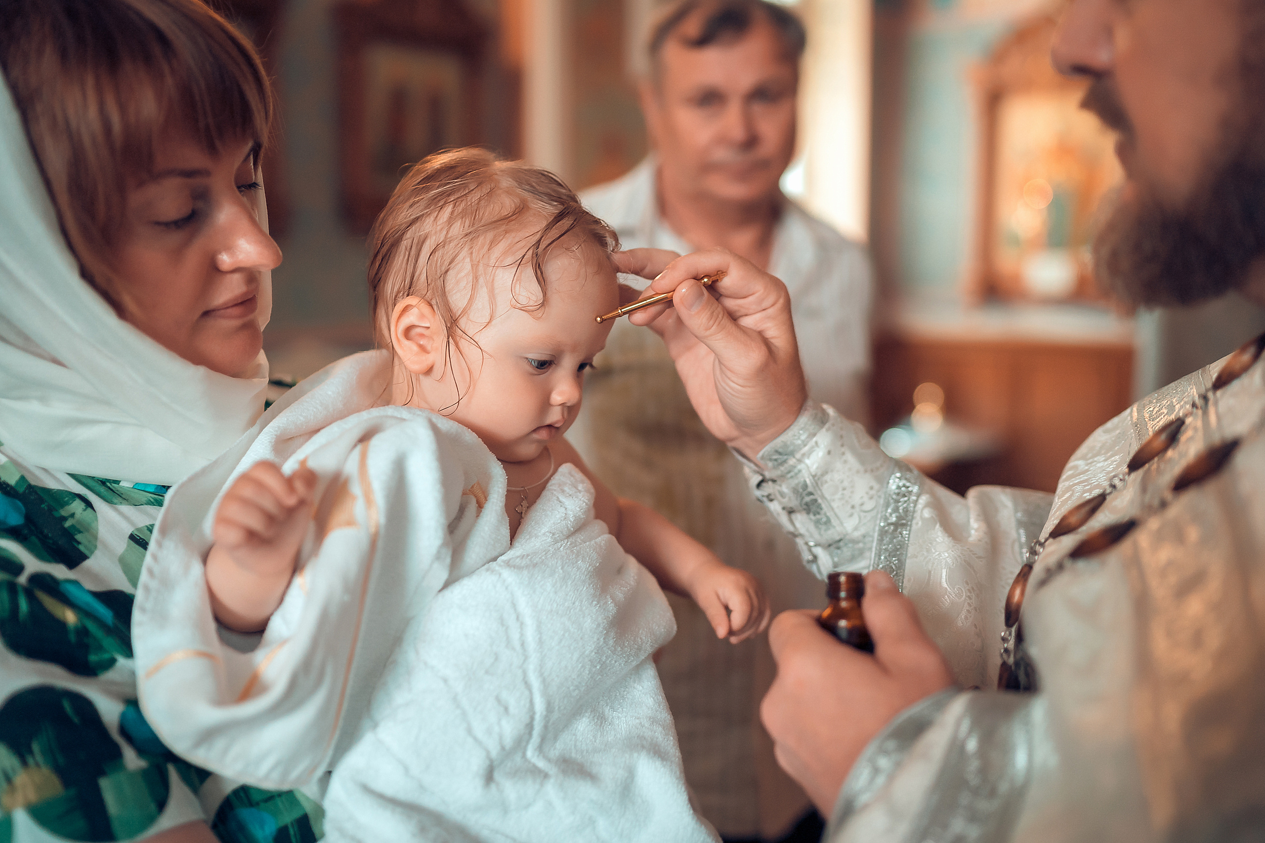 Крещение Софии Храм Иоанна Предтечи. Фотограф на Крещение и Венчание в Красноярске Рамазанова Юлия