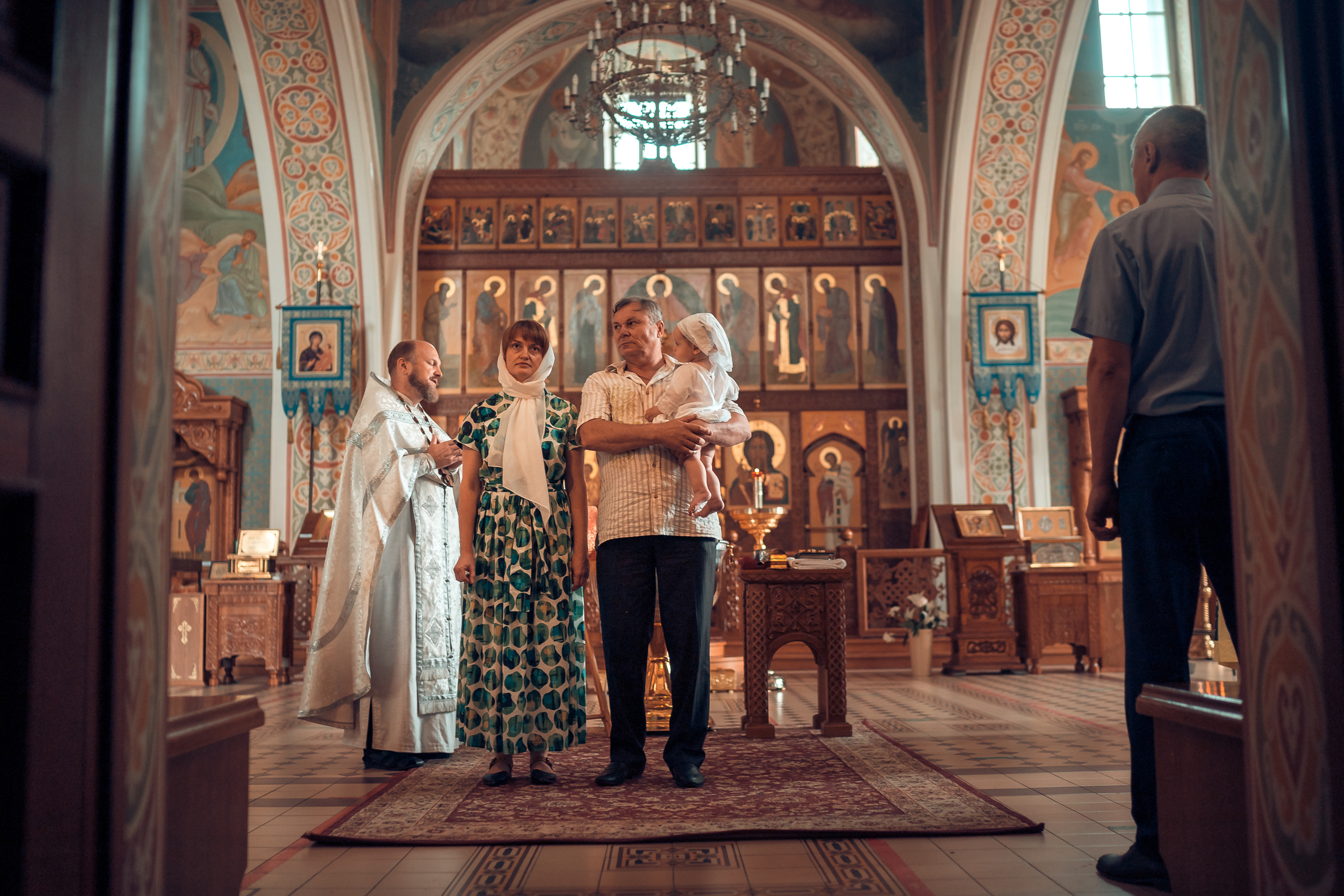 Крещение Софии Храм Иоанна Предтечи. Фотограф на Крещение и Венчание в Красноярске Рамазанова Юлия