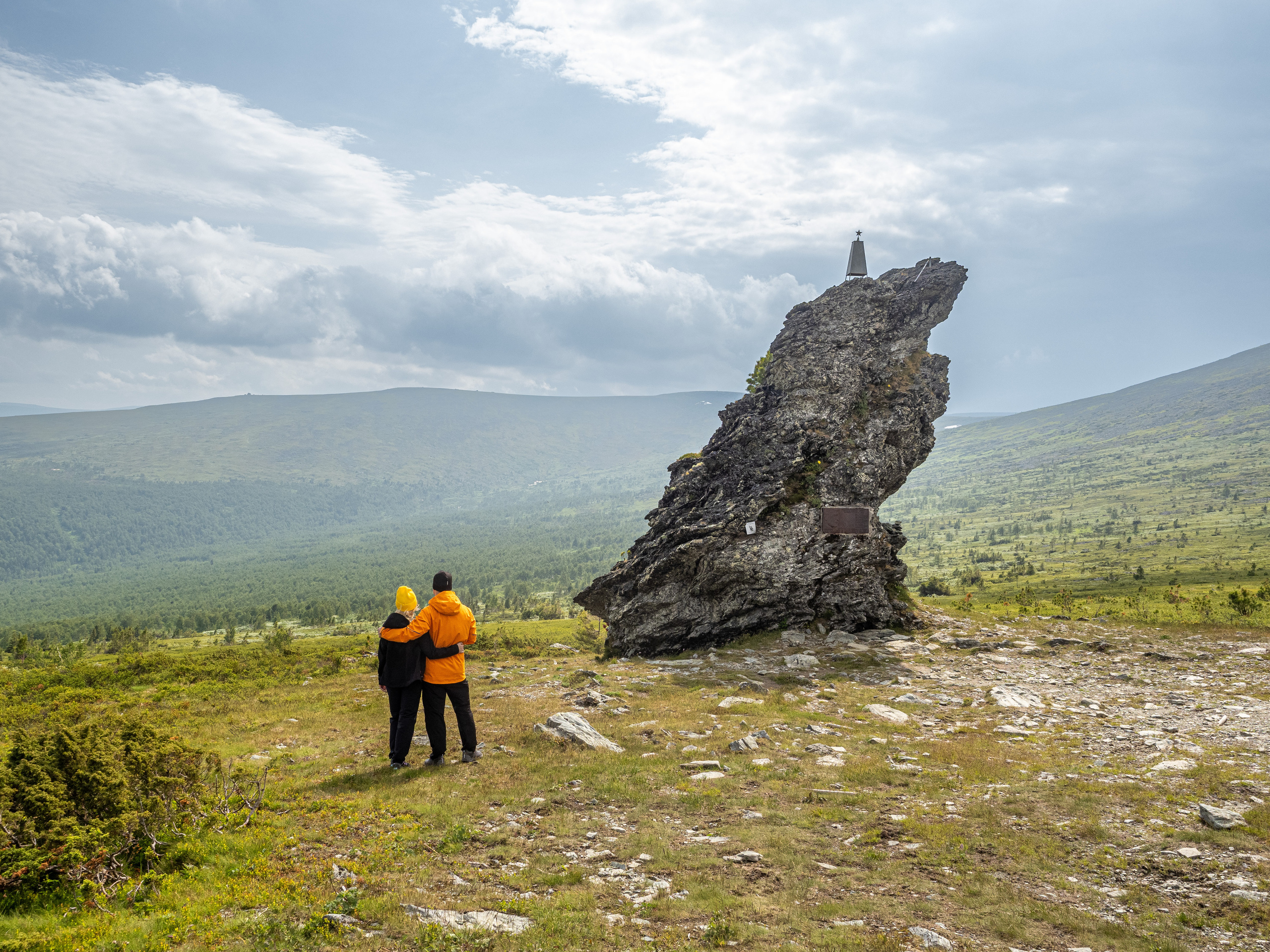 Перевал Дятлова, Ворота Отортена. Творческие сьемки