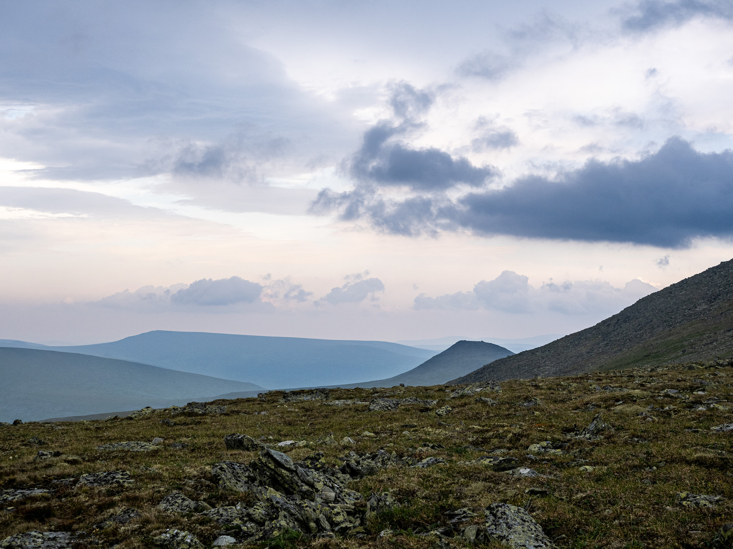 Перевал Дятлова, Ворота Отортена. Творческие сьемки