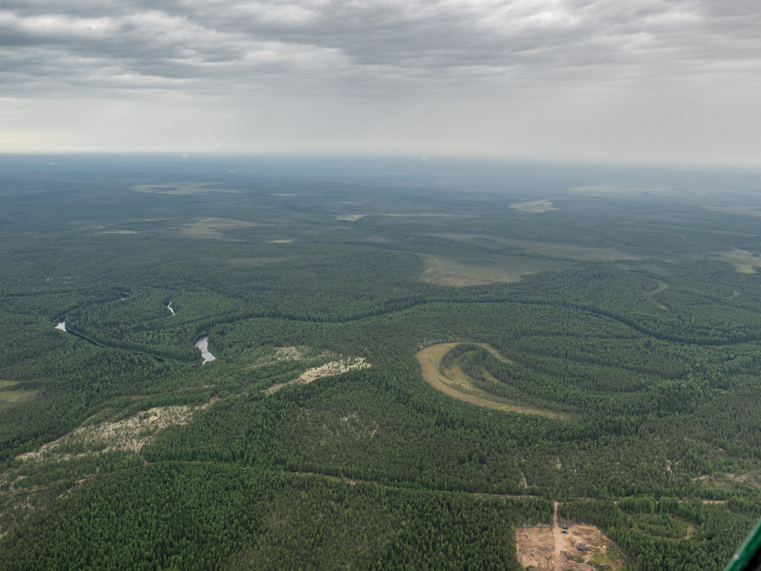 Перевал Дятлова, Ворота Отортена. Творческие сьемки