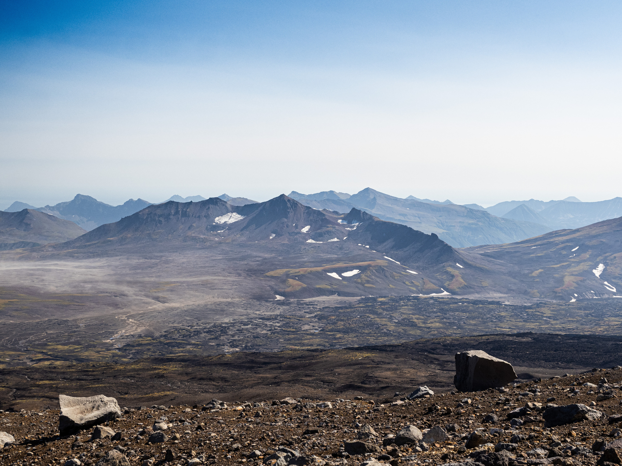 Камчатка на выходные, пляж, вулкан Горелый, рассвет на Авачинской бухте. Творческие сьемки