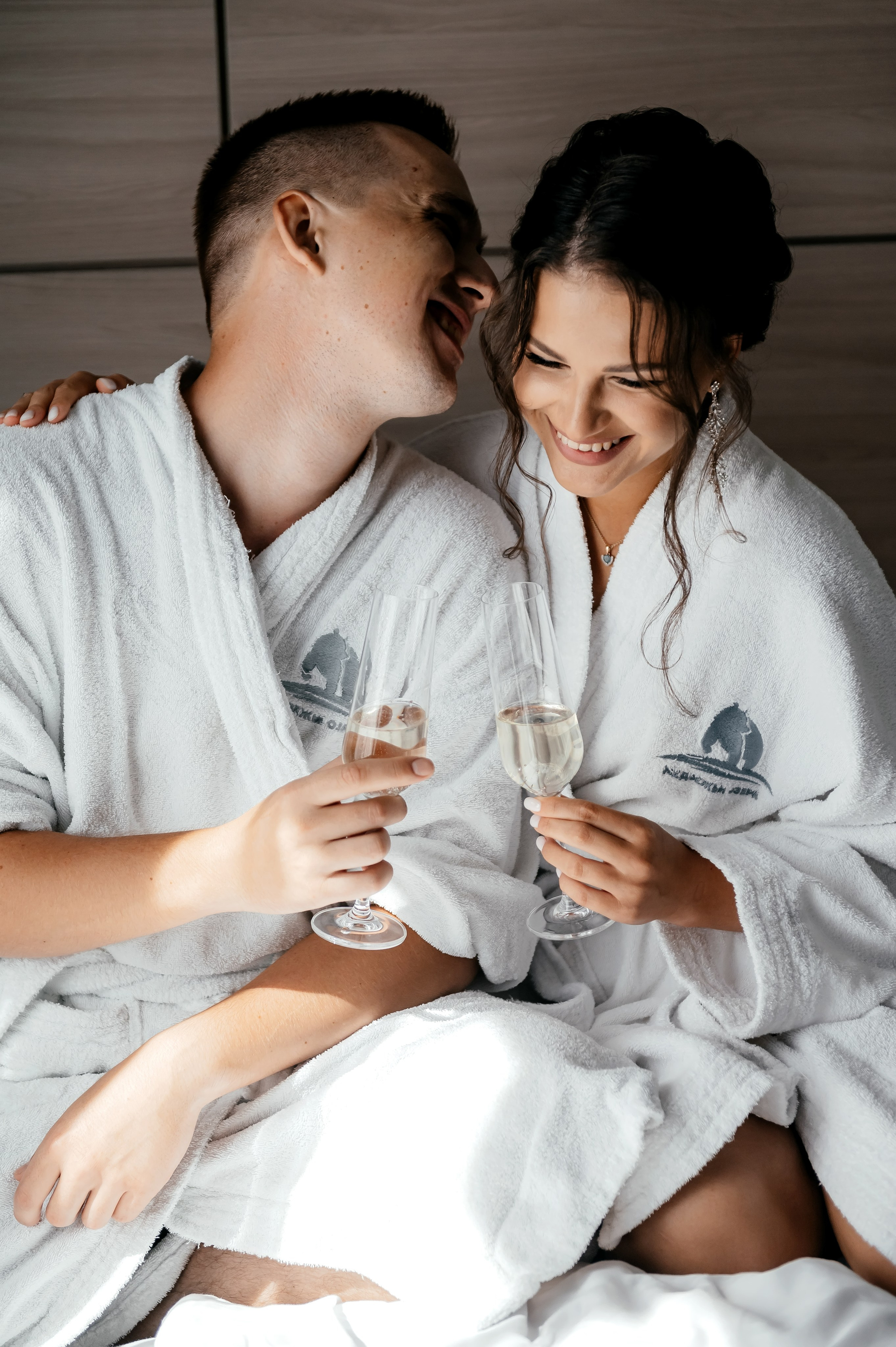 Медвежьи озера и любовь. Свадебная фотоистория. Свадебный и семейный фотограф Виктория Носачёва. Щелково, Москва и МО