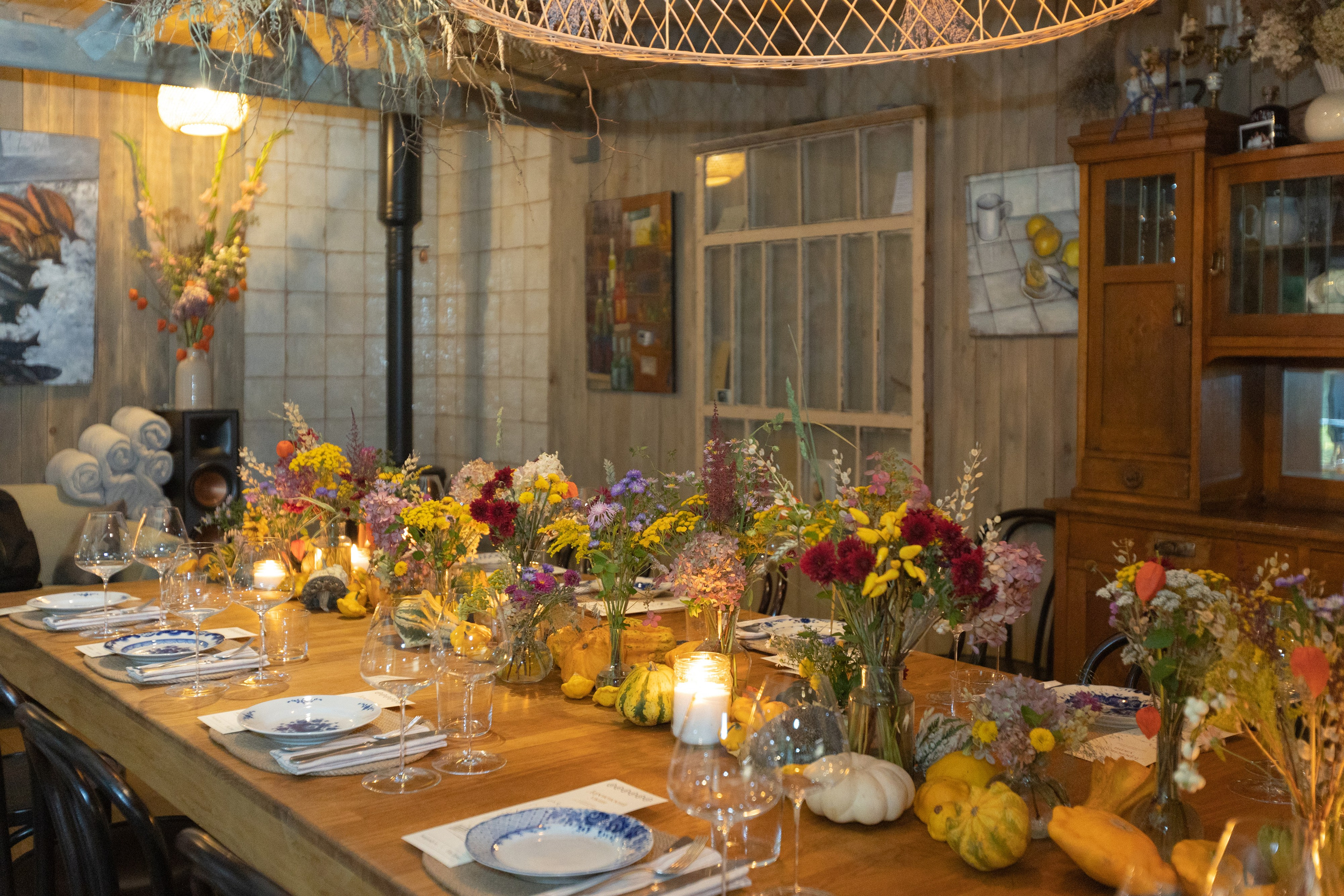 B U R G U N D Y. H O M E