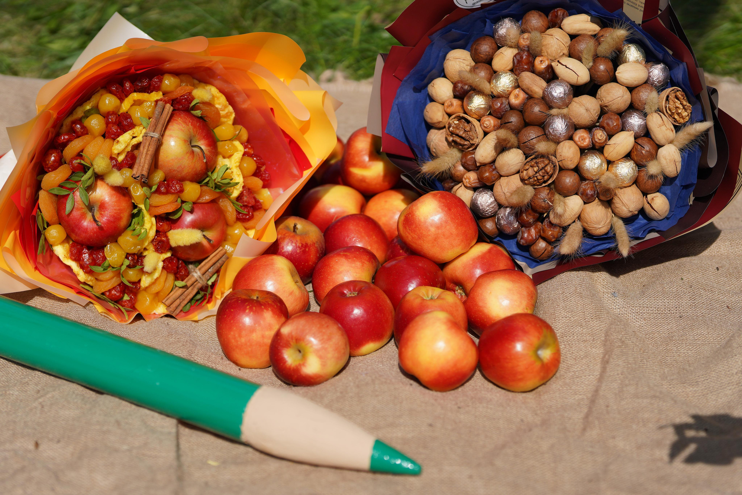 Фабрика выпускных альбомов