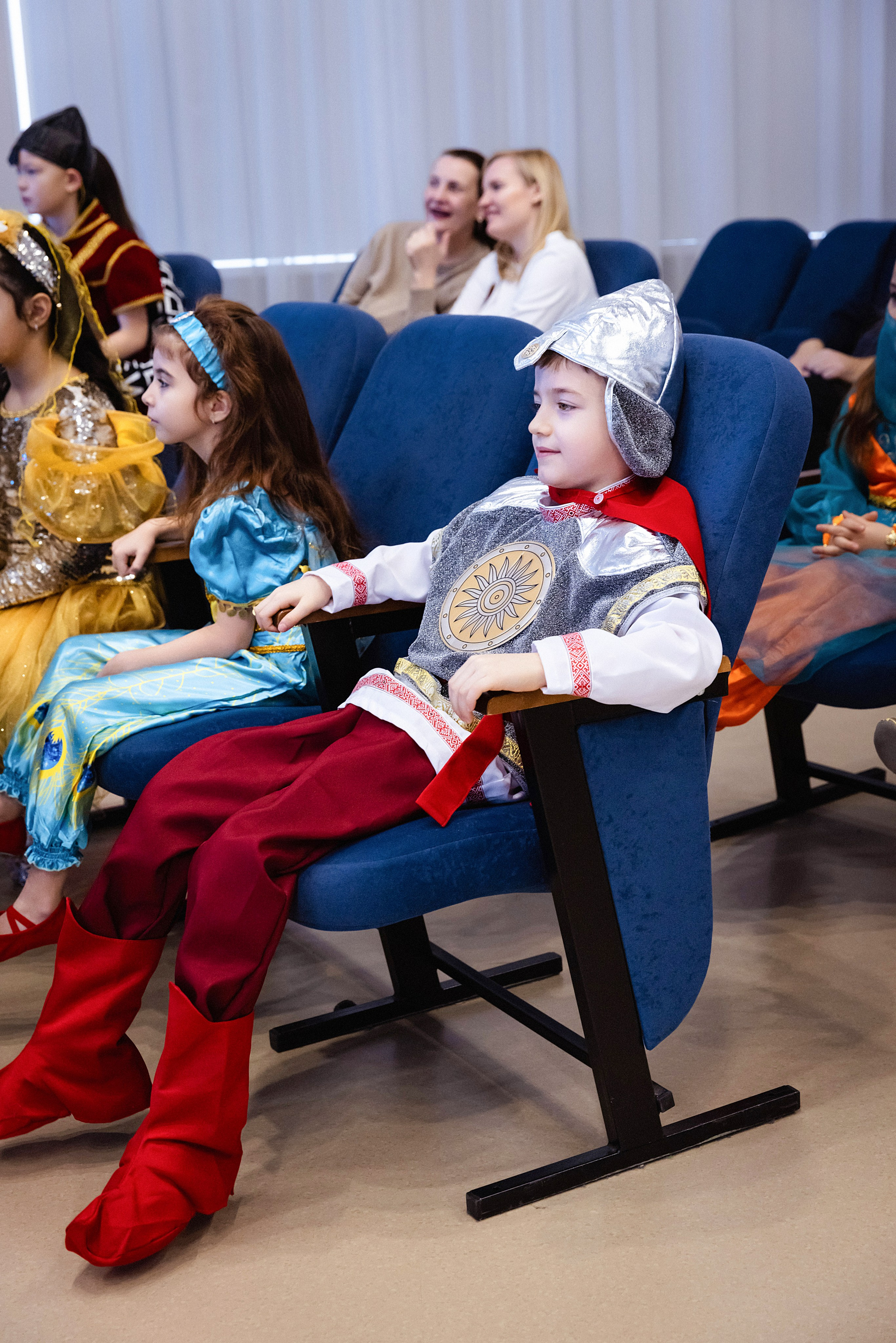 Новогодний праздник 1 В класс! Гимназия № 23. Фотограф и Видеограф в Краснодаре Юлия Солодченко