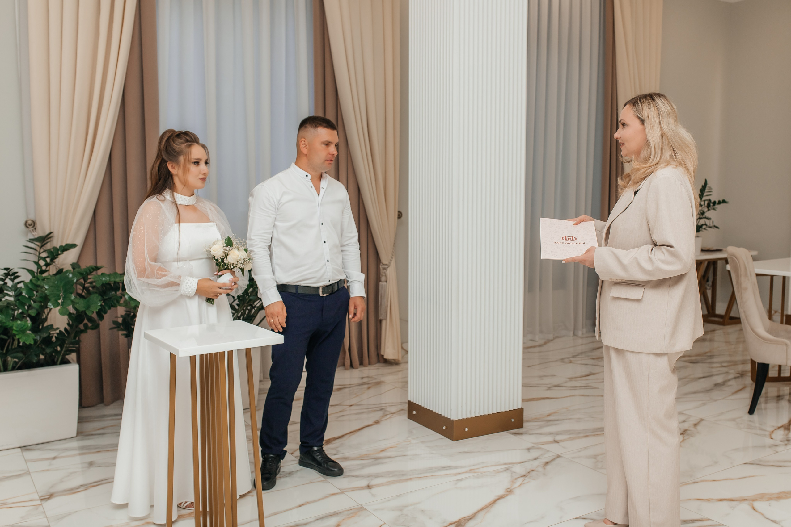 Стоимость регистрации брака в Загсе. Семейный и детский фотограф в Москве в ЮАО Царицыно Алёна Асташкина