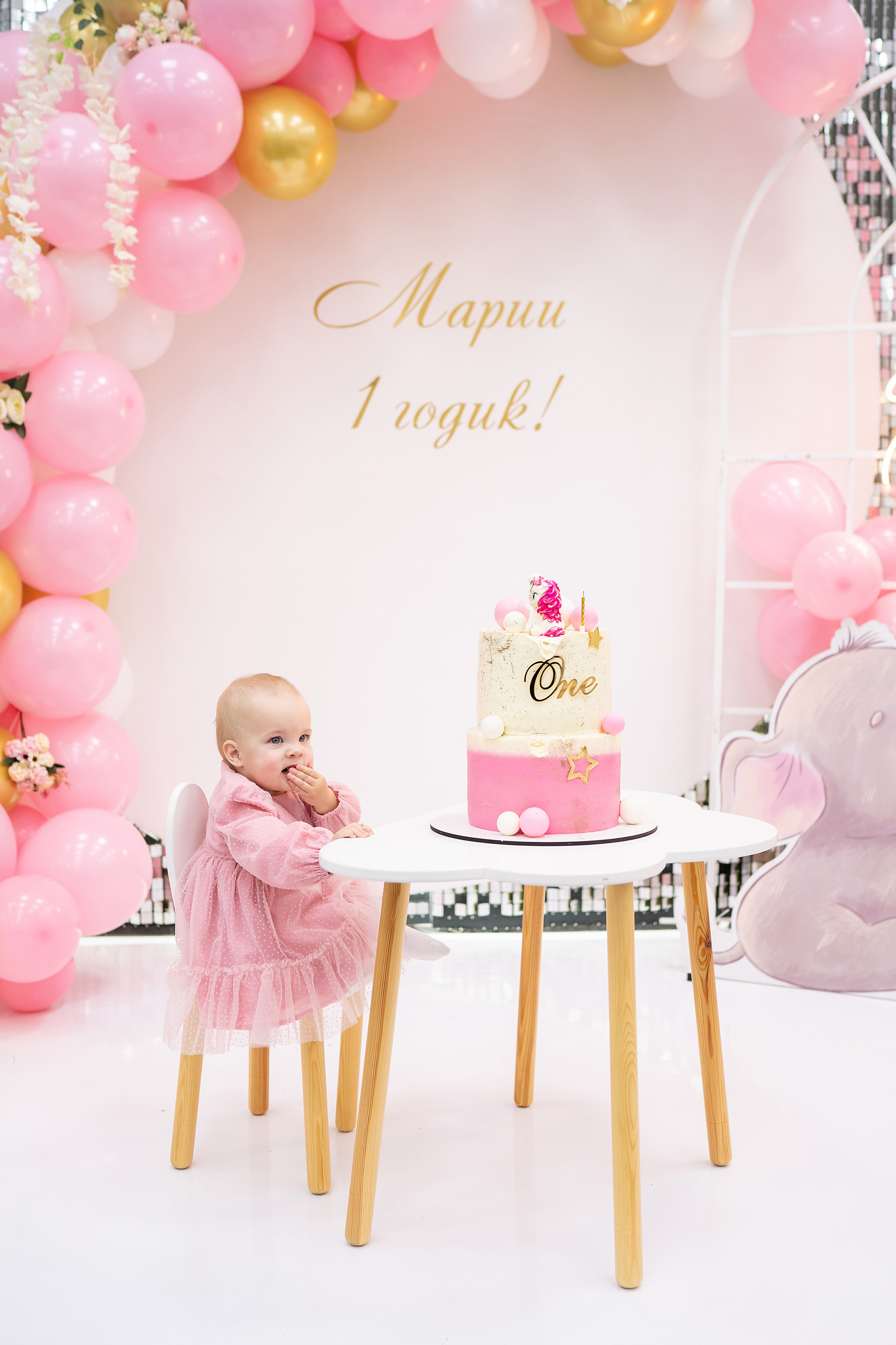 Годик Марии. Фотограф на Крещение и Венчание в Красноярске Рамазанова Юлия