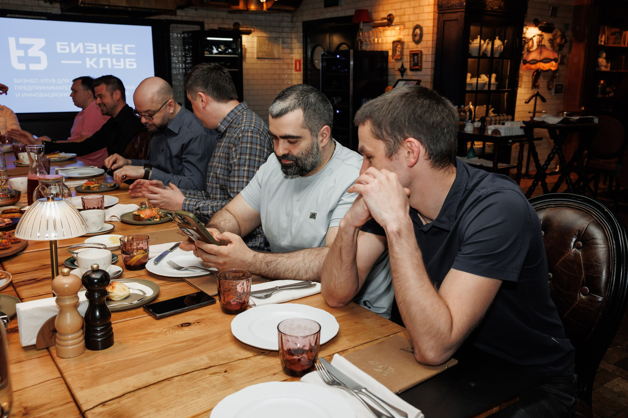 Деловой завтрак, ресторан «Матрешка». Свадебный и репортажный фотограф (Москва, Королев и другие)