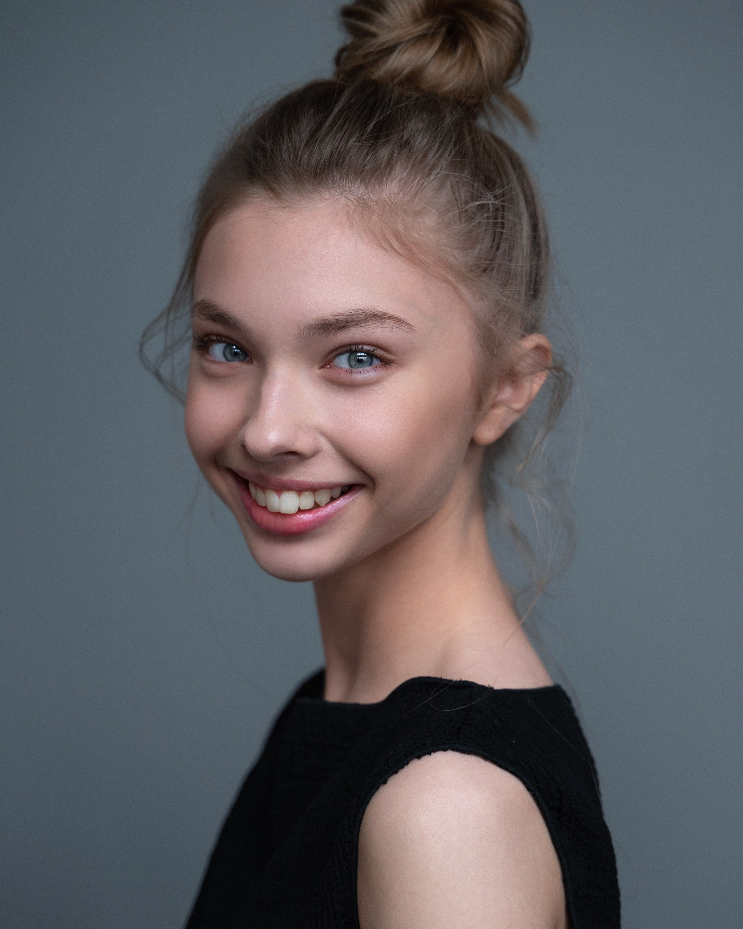 ПОДГОТОВКА ХЭДШОТЫ. Фотограф Москва Виктория Вишневская актерское / модельное портфолио