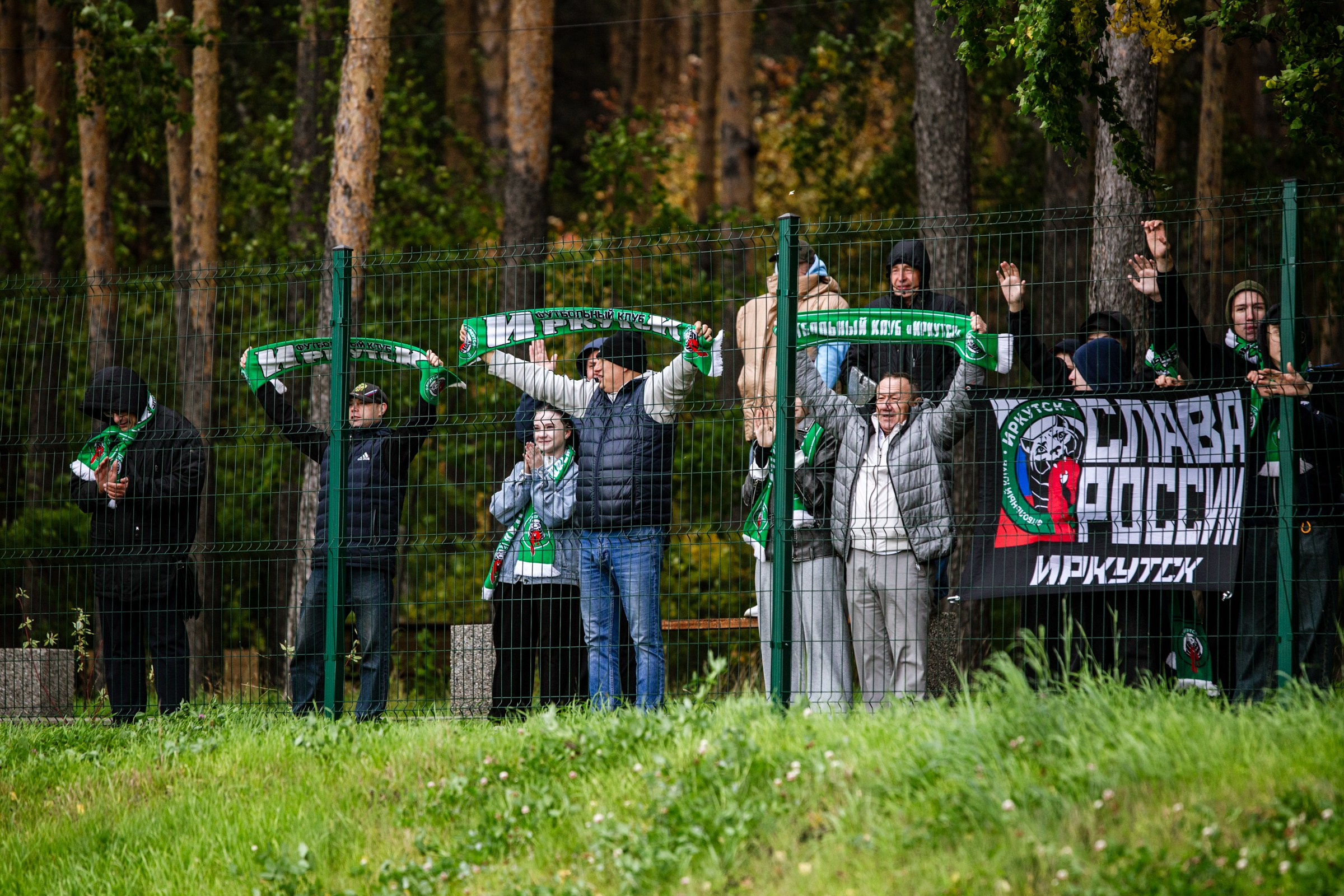 Первенство России по футболу LEON-Вторая лига Б | ФК Иркутск — Космос (Долгопрудный) | 14.09.25. Фотограф в Иркутске Евгения Айвазова