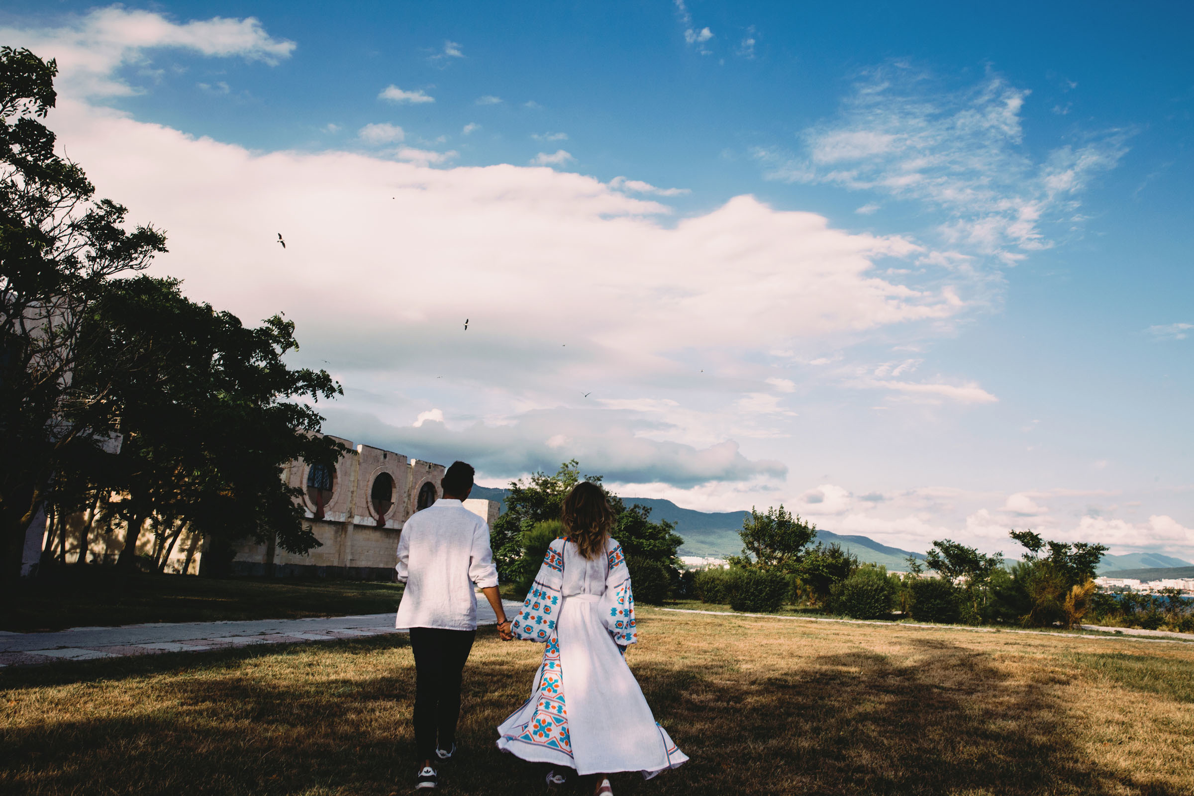 Я держу её за руку //Игорь&Кристина. Фотограф Алутера Ирина