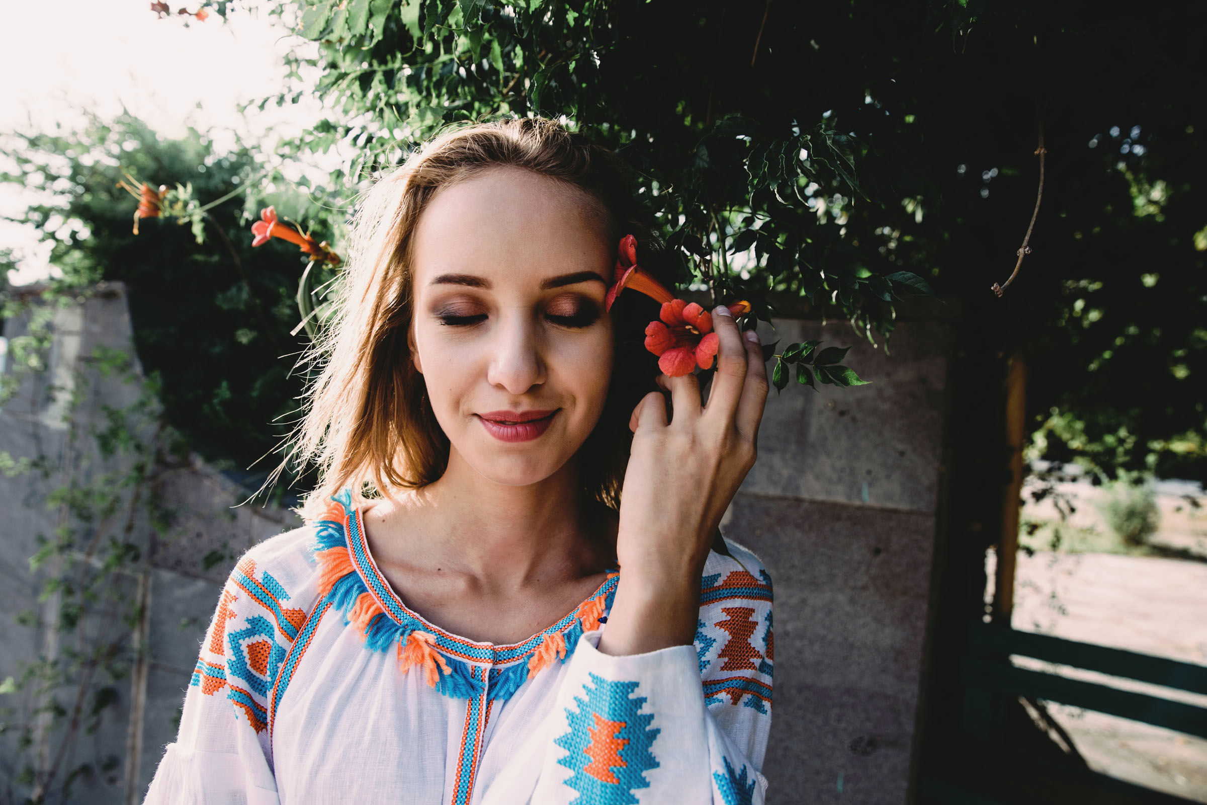 Я держу её за руку //Игорь&Кристина. Фотограф Алутера Ирина