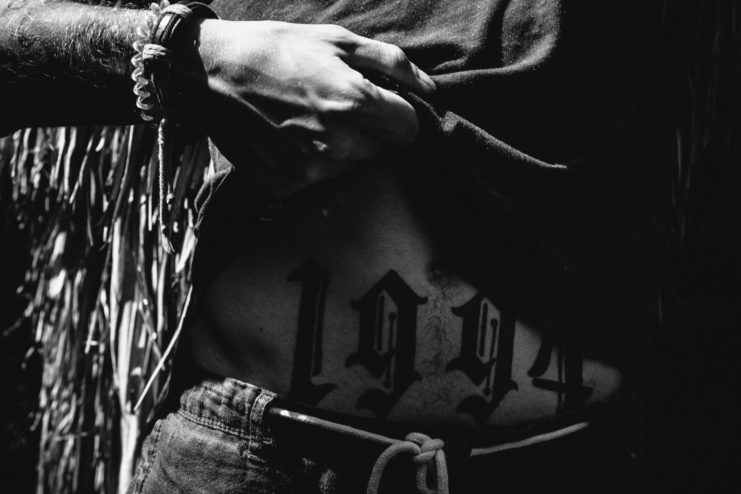 Здесь могут водиться тигры //Ангелина&Андрей. Фотограф Алутера Ирина