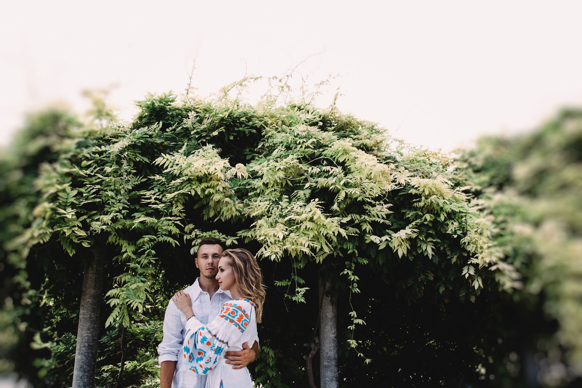 Я держу её за руку //Игорь&Кристина. Фотограф Алутера Ирина