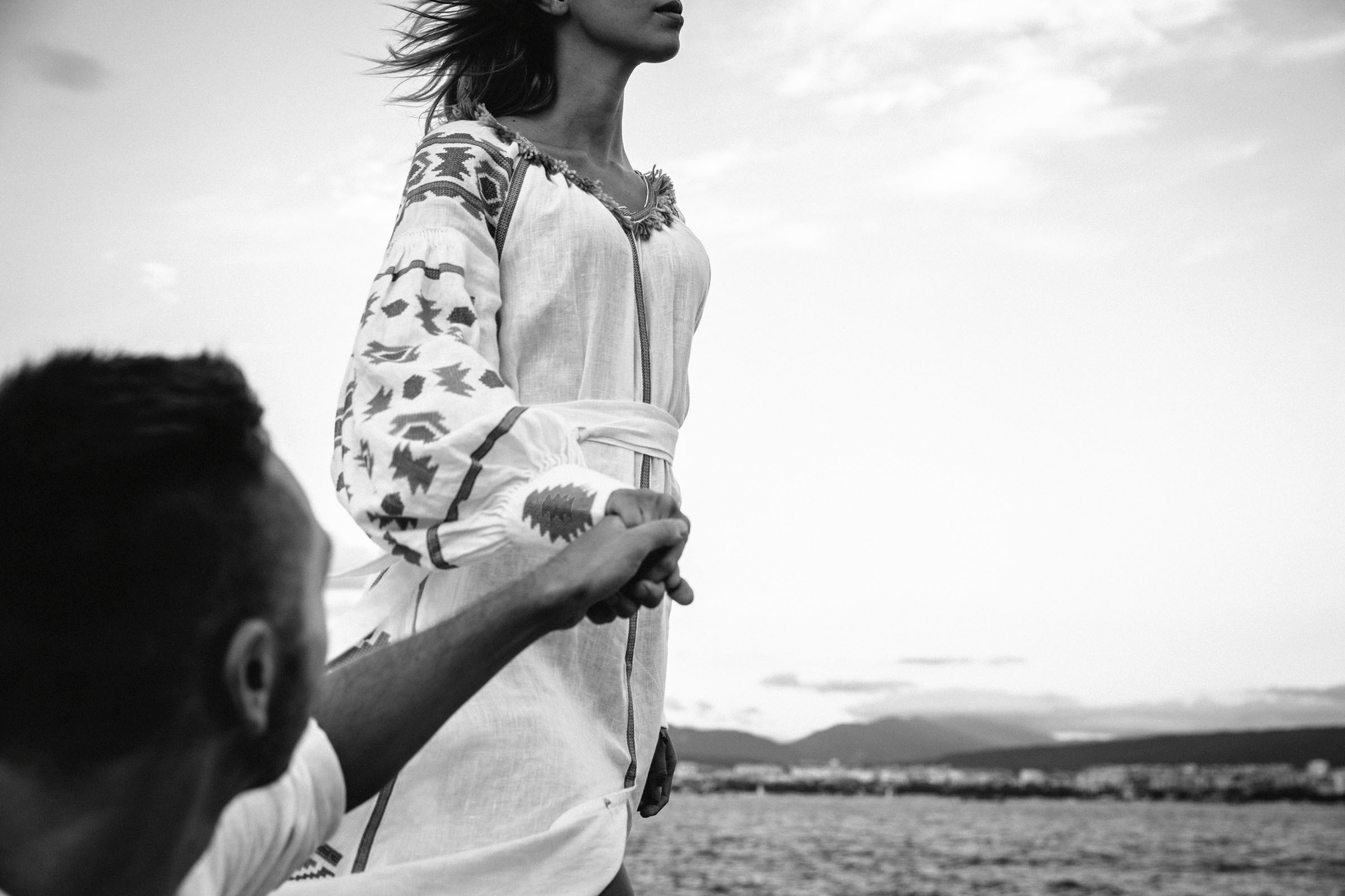 Я держу её за руку //Игорь&Кристина. Фотограф Алутера Ирина