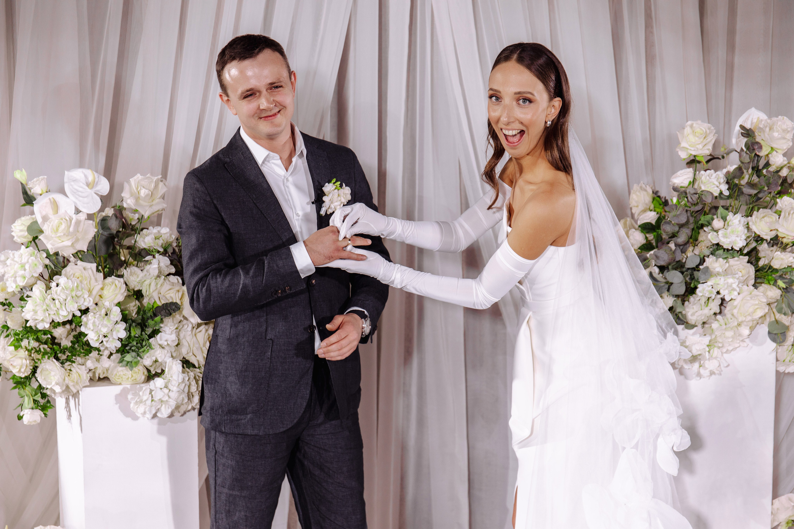 Свадебная фотосессия красивый банкет. Свадебный фотограф в Екатеринбурге Илья Корсаков