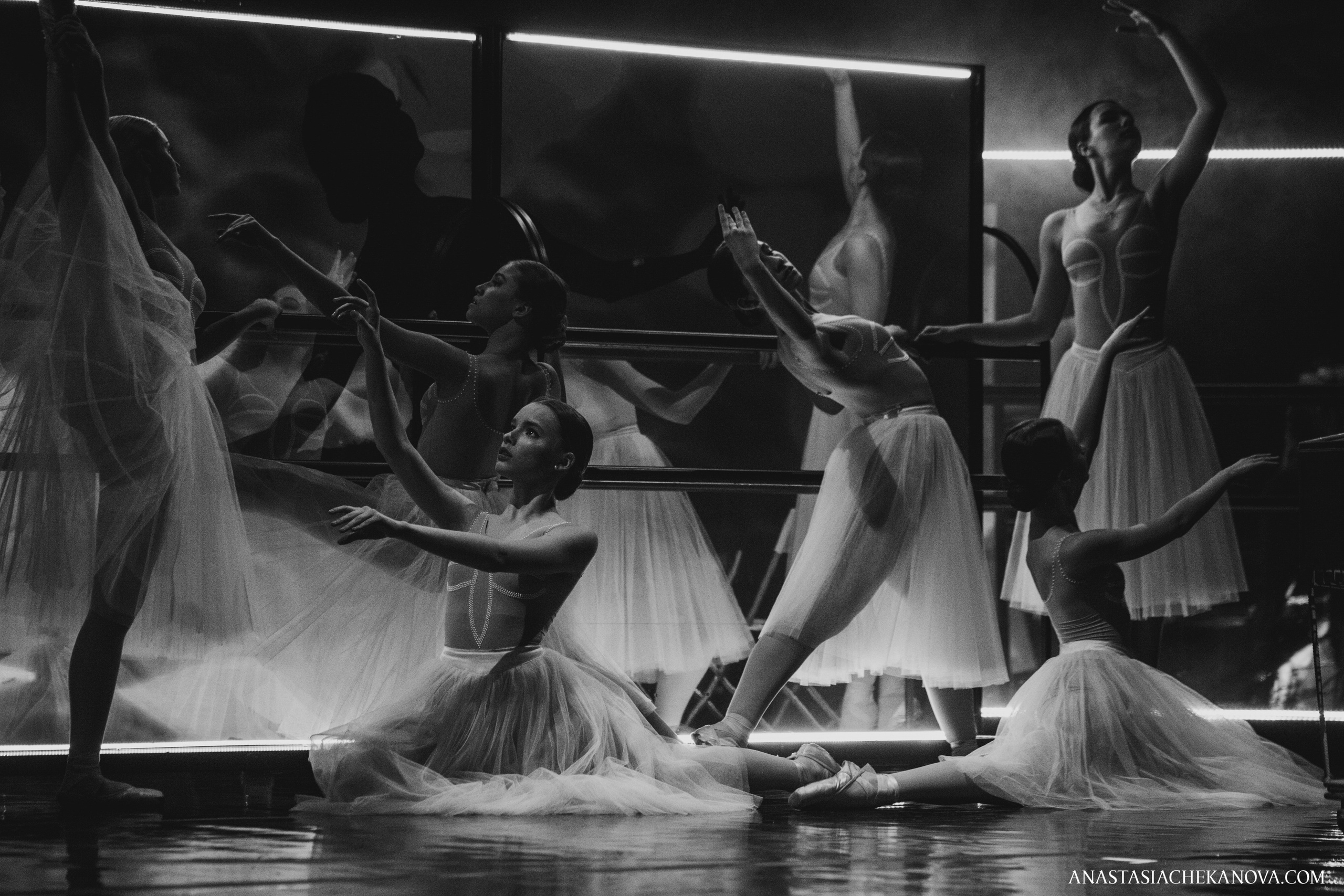 Мне не больно. Театр Луны. 29.04.15