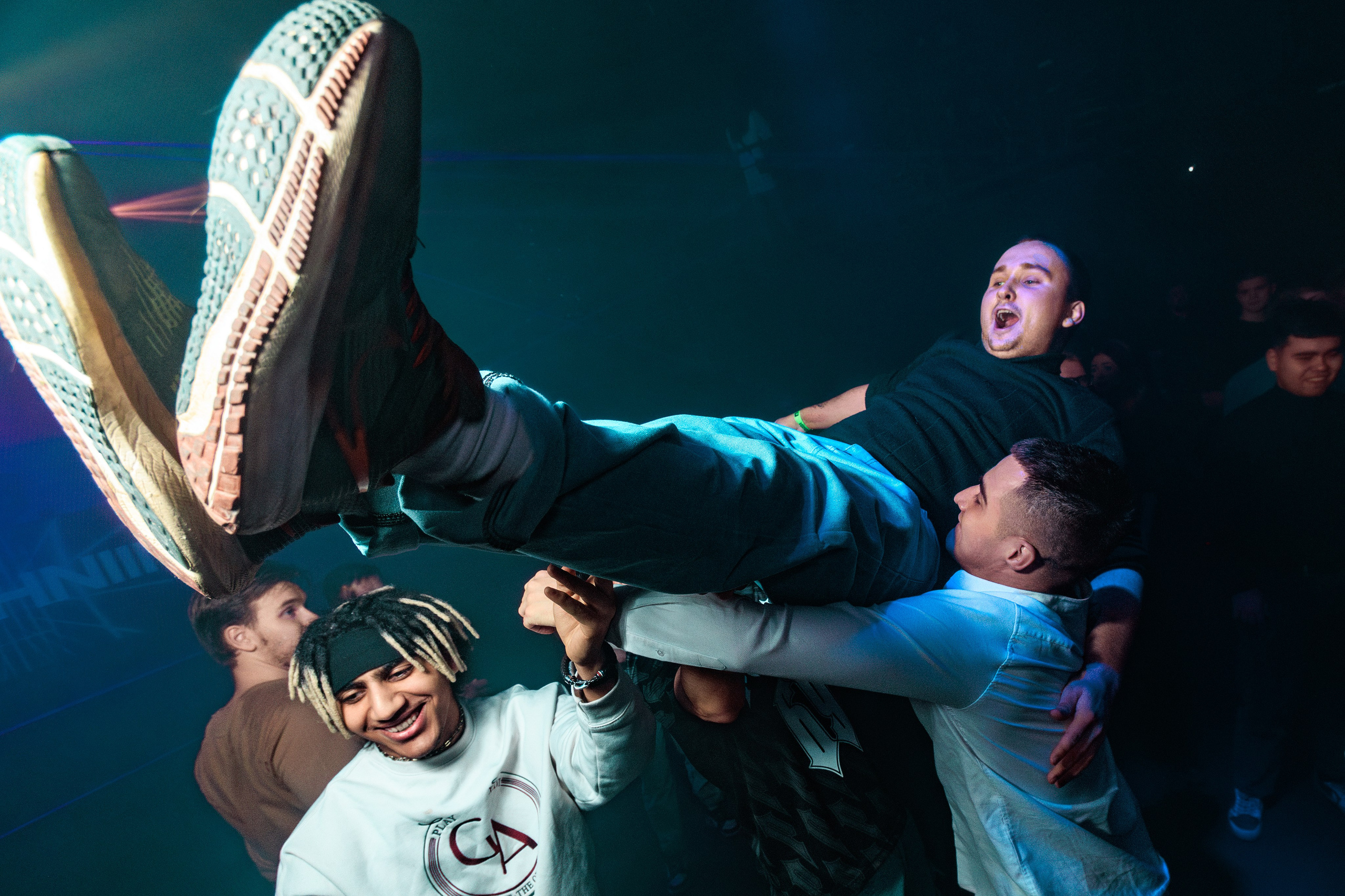 18.01.25 Tinder party. Репортажный фотограф Екатеринбург | Яркий, качественный репортаж | Концерты, клубы, репортаж, праздники, корпоративы