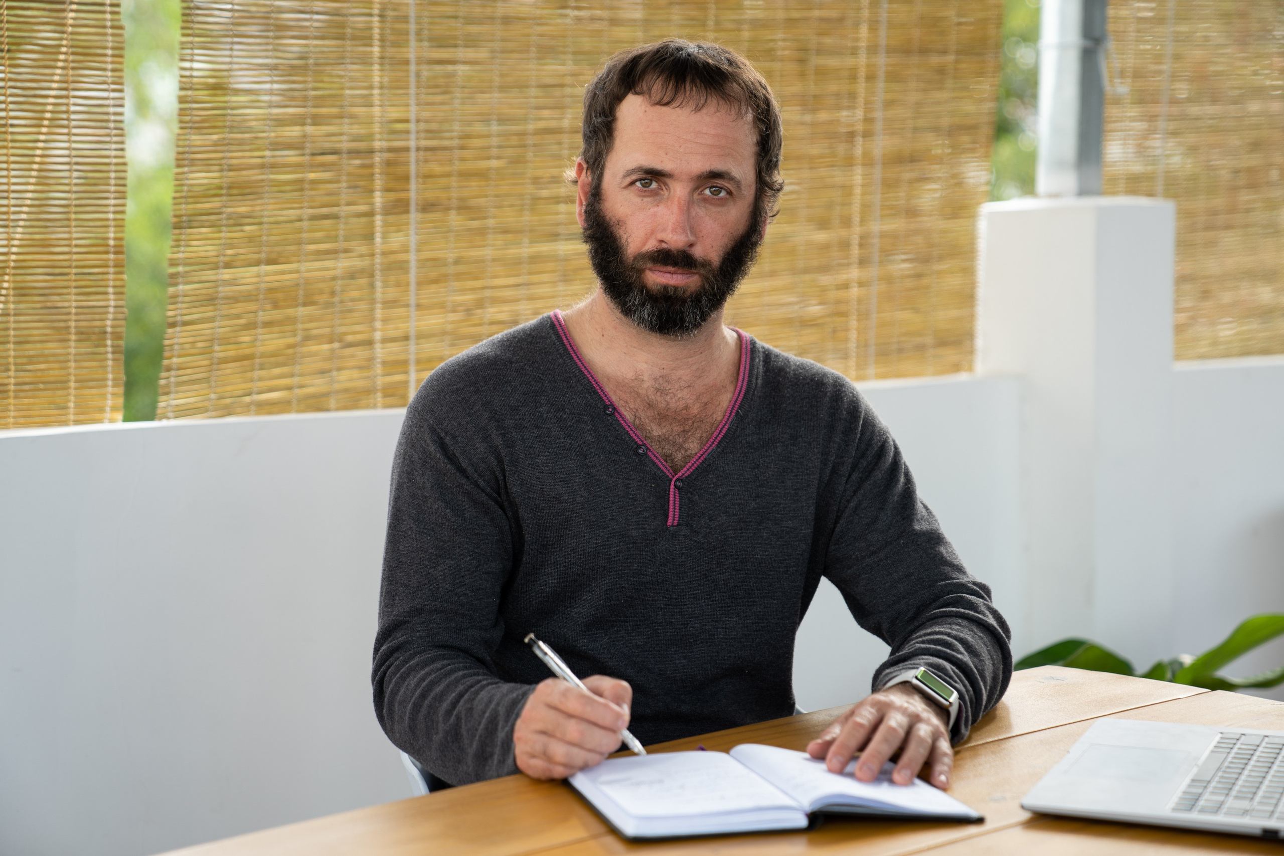 Деловой портрет гипнотерапевта в Муйне | Фото для профессионалов. Фотограф в Муйне и Фанхьете — Фотосессии для туристов, пар и семей