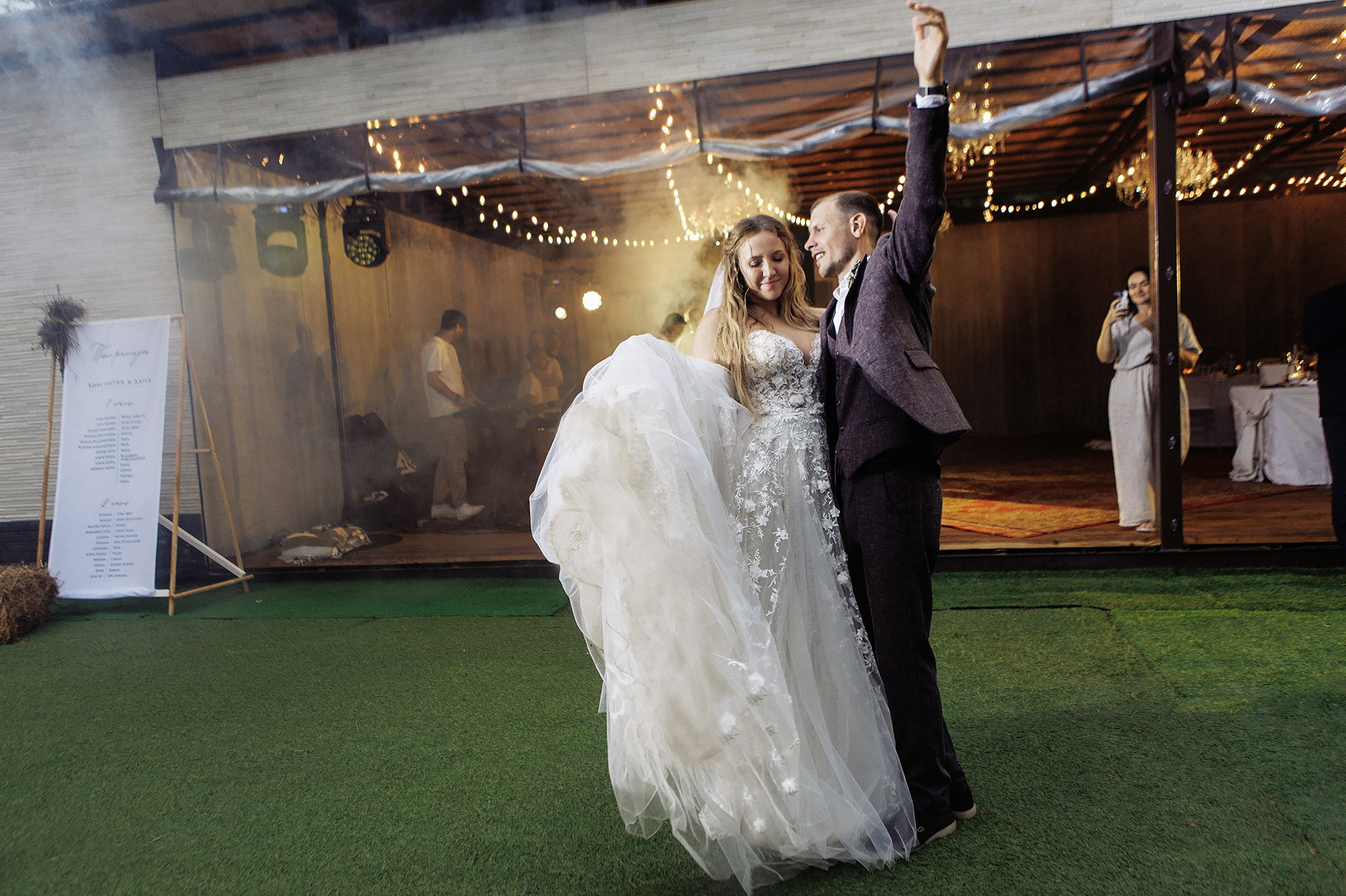 Костя и Даша 1.08.25. Свадебный фотограф Владивосток Алина Гевондова