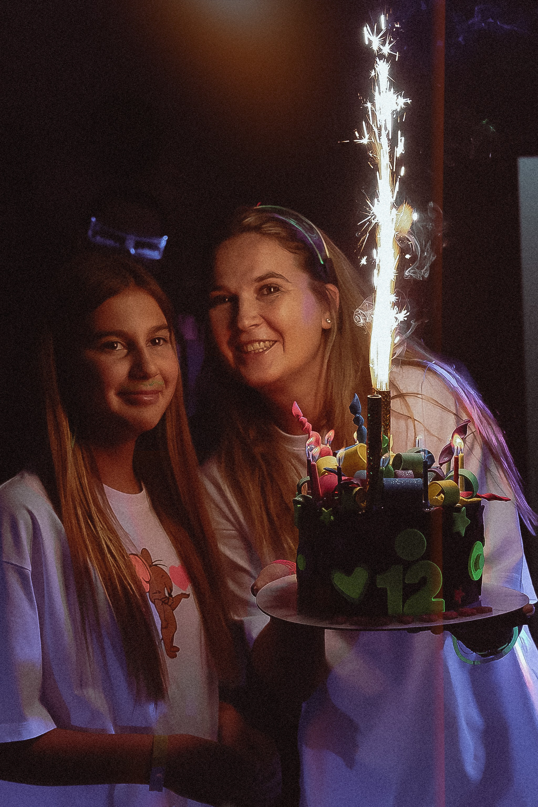 НЕОновая вечеринка в загородном отеле «Барская усадьба». Фотограф Евгений Егоров