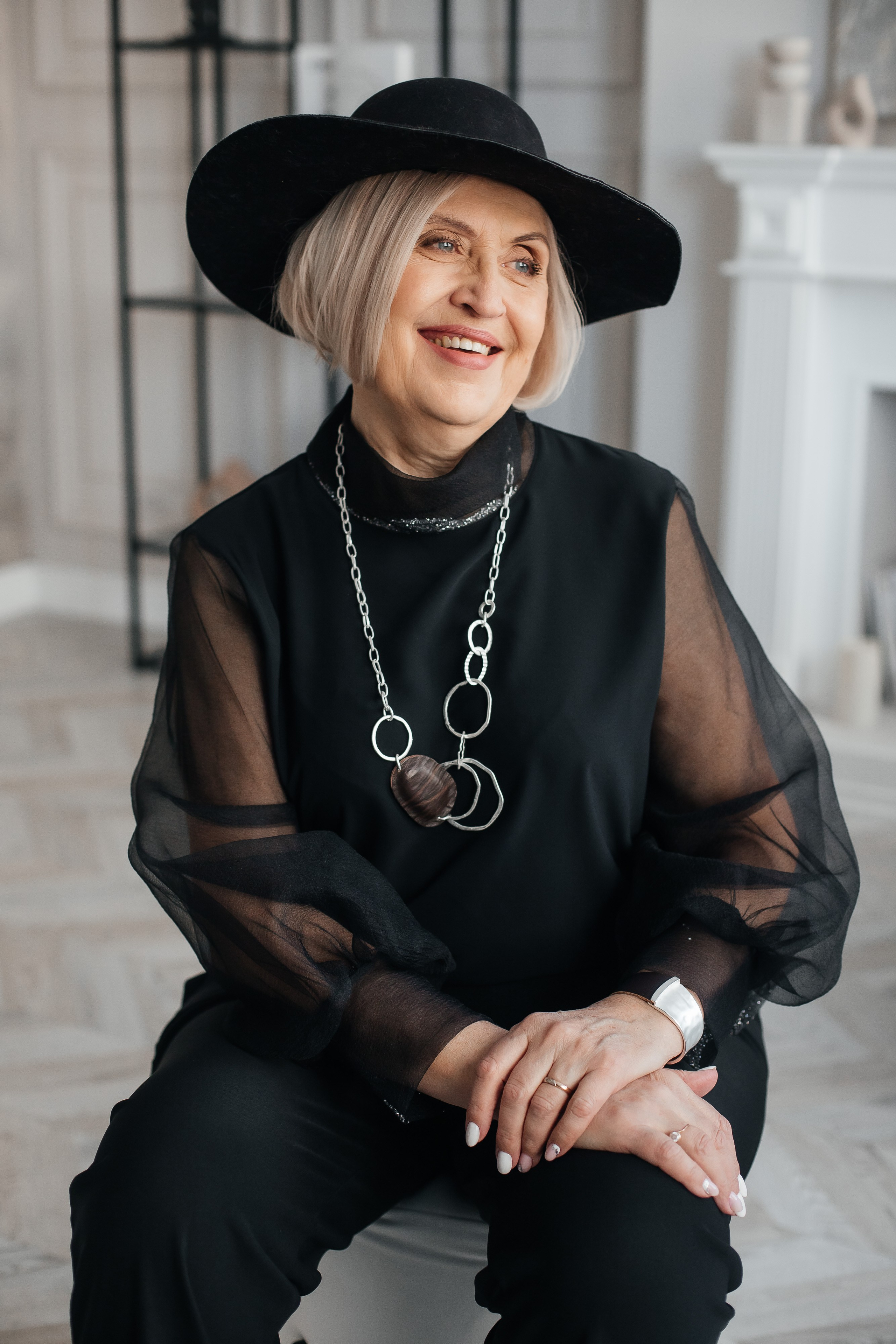 Классический портрет возрастной. Креативный и женский Фотограф Омске Наталья Лебедева