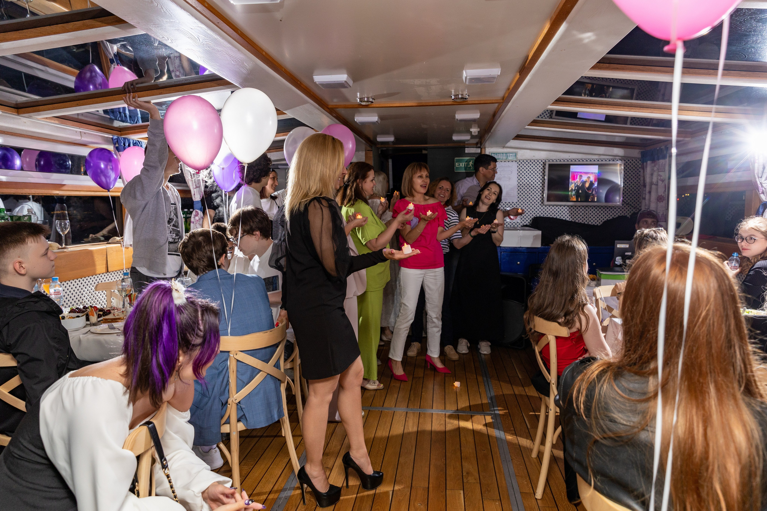 Выпускной на караблике 9 класс. Фотограф в Санкт-Петербурге Закута Ольга