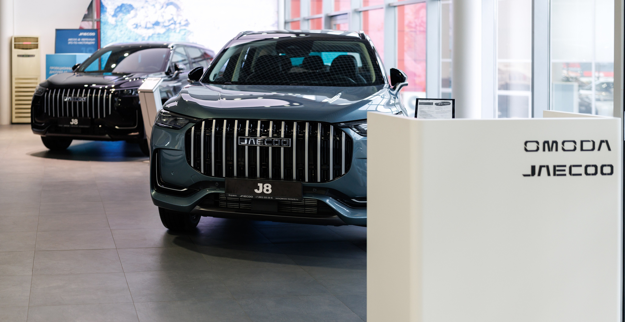 Автосалон «Боравто». Фотограф Олег Сотник