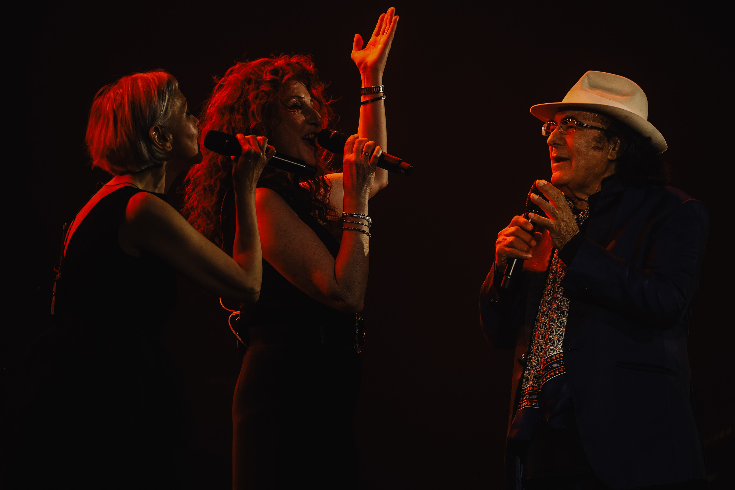 AL BANO. Nikophotoos