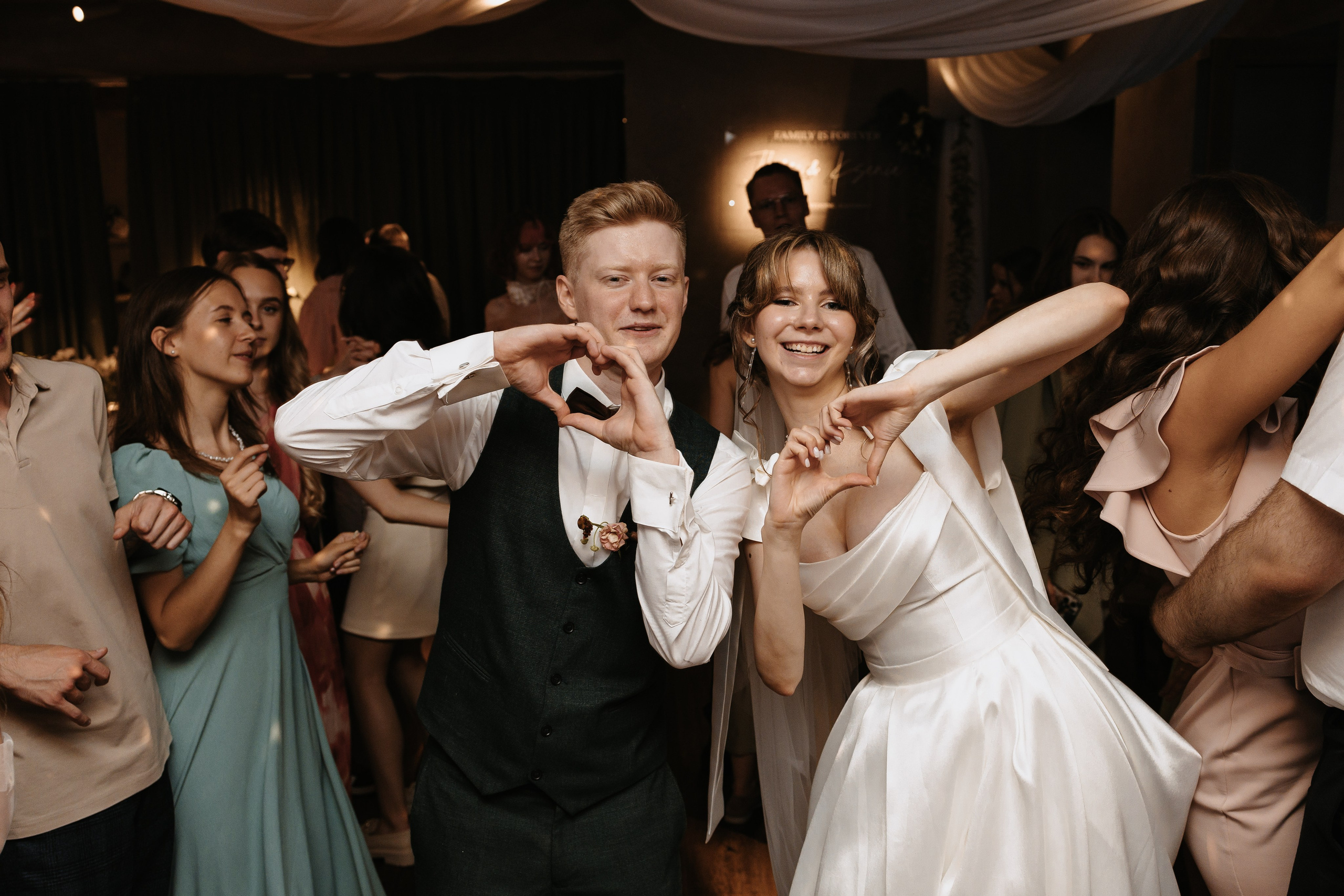 Илья и Ксюша (2024). Свадебный и семейный фотограф в Москве Яна Шувалова