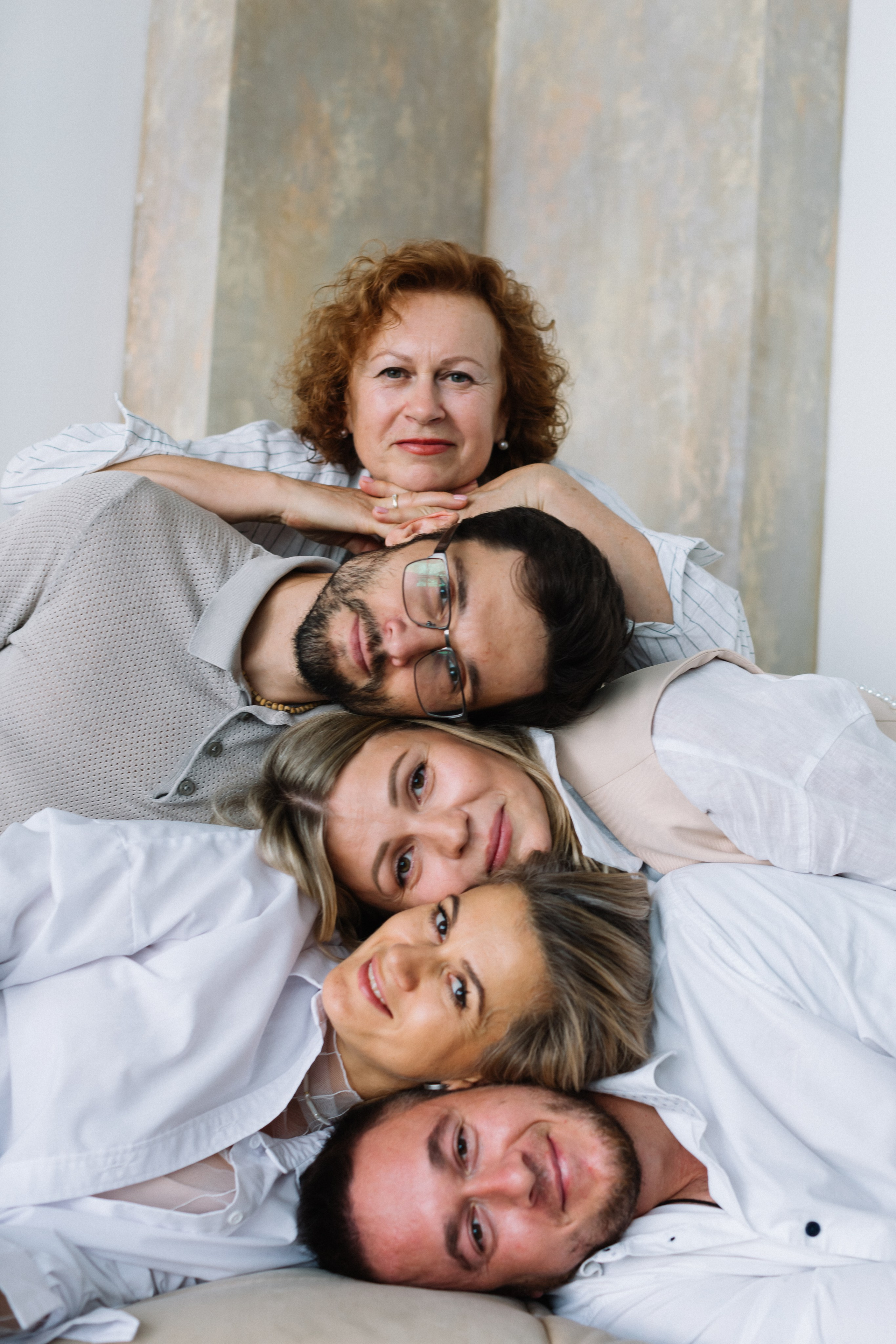 большая семья фотосессия новосибирск фотограф студия семейный детский 