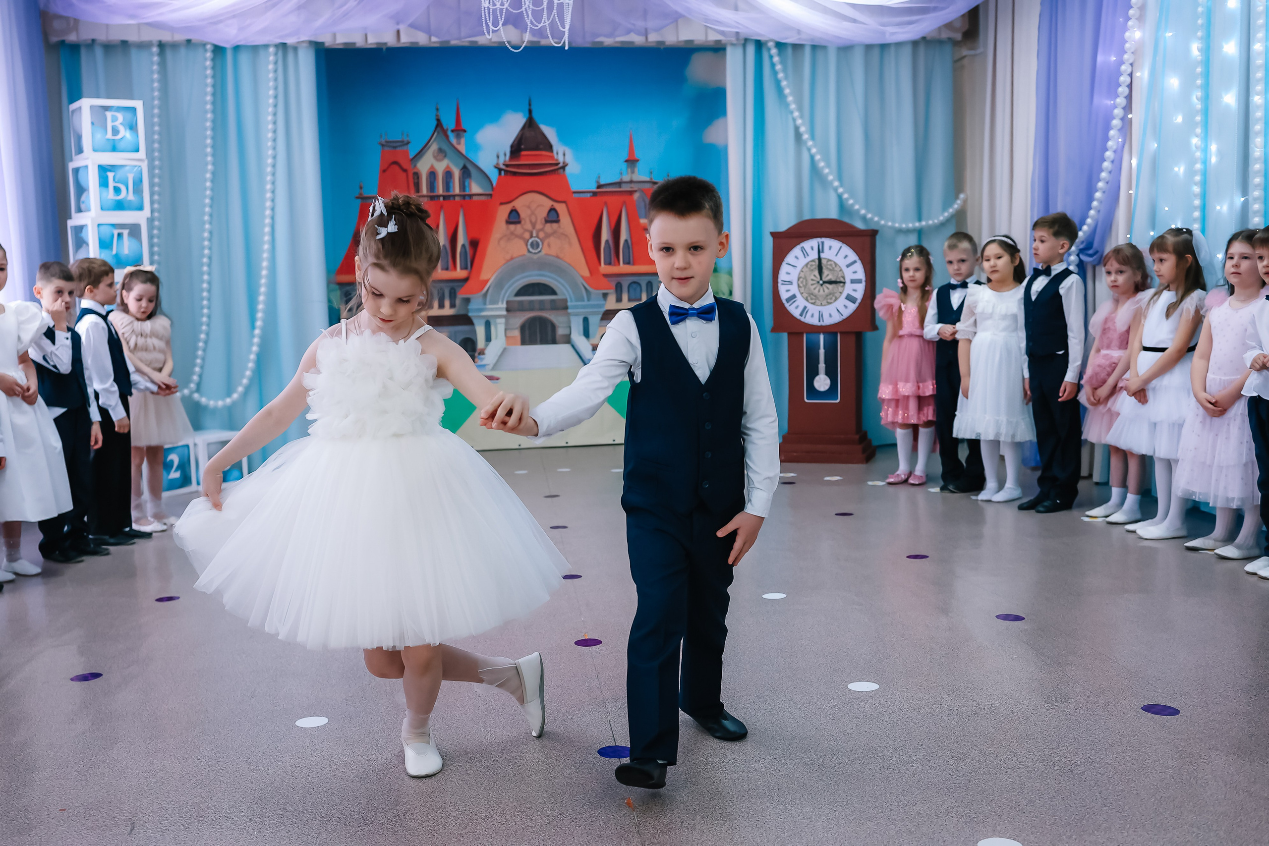 Семейный и детский женский фотограф в Новосибирске | Алёна Малахова продолжение следует  выпускные альбомы