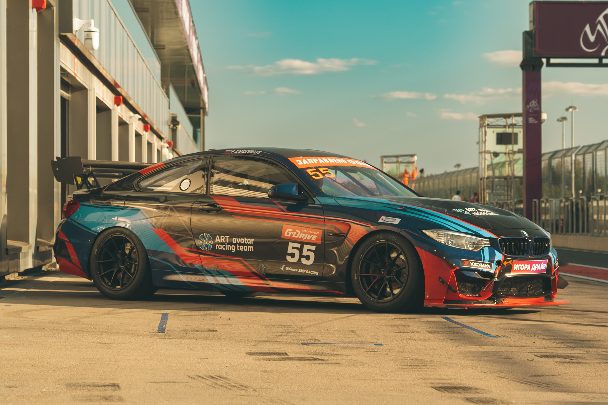 Трек-день Игора Драйв. Портретный и автомобильный фотограф в Санкт-Петербурге Евгений Черепанов