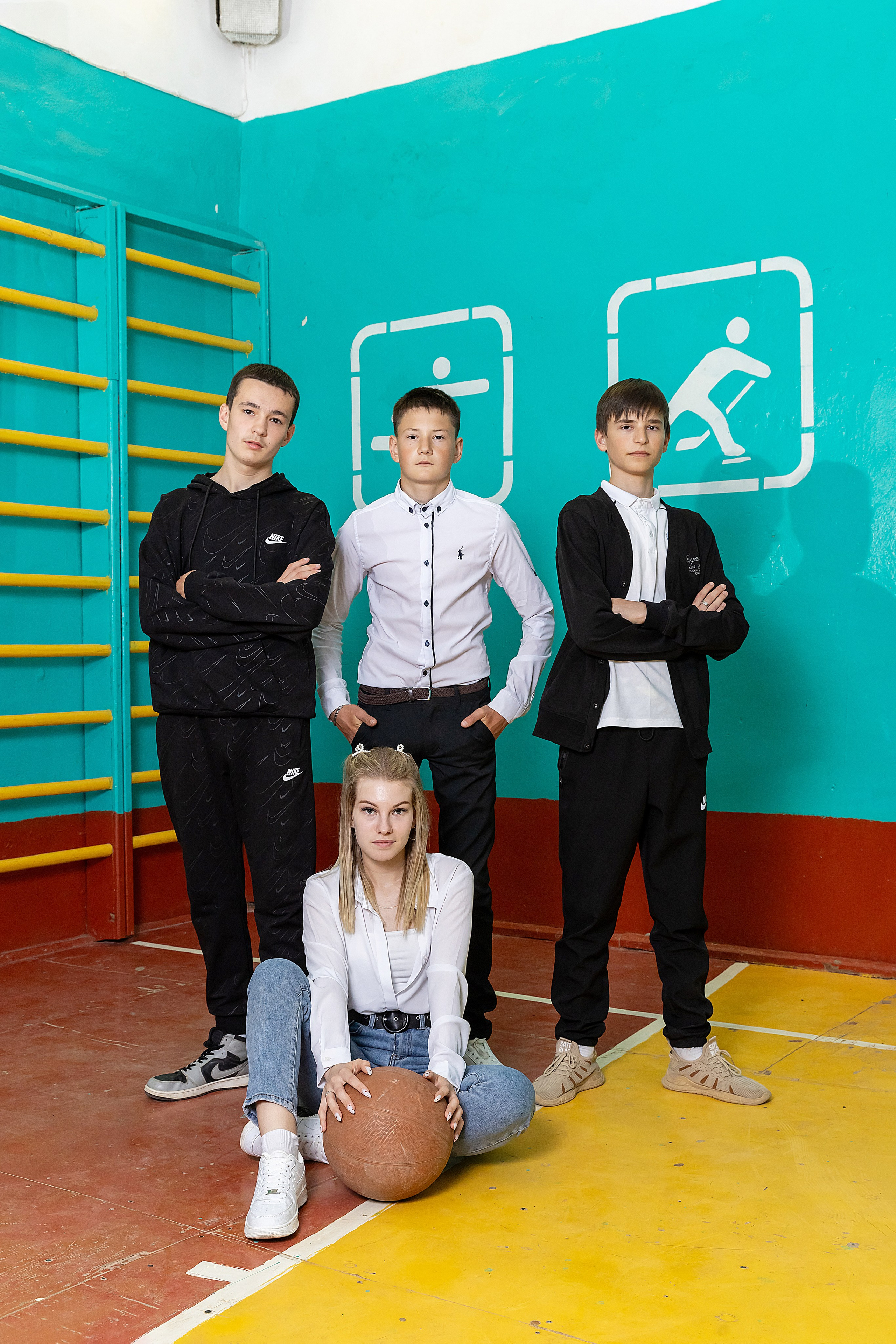 Примеры фото СТАРШИЕ КЛАССЫ. Фотограф Радужный ХМАО, Школьный фотограф, семейный фотограф, выпускной альбом