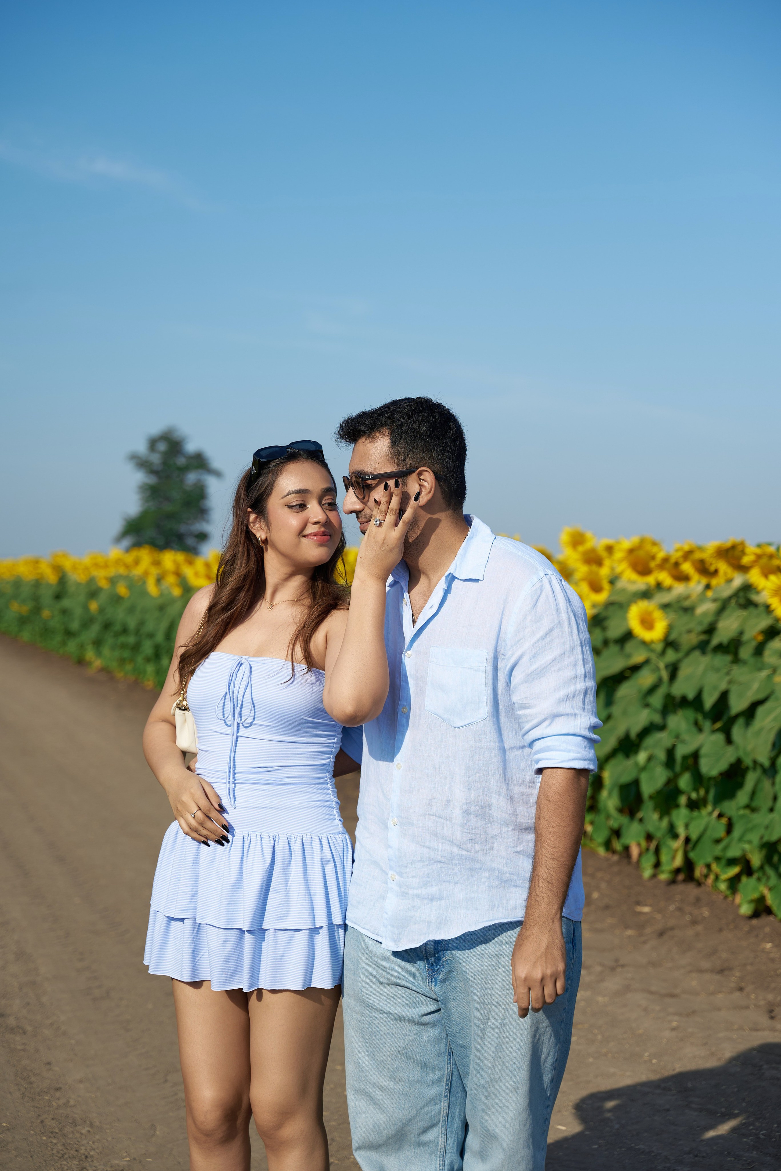 Love in the field. Photographer Bangkok — Pattaya | фотограф Бангкок — Паттайа